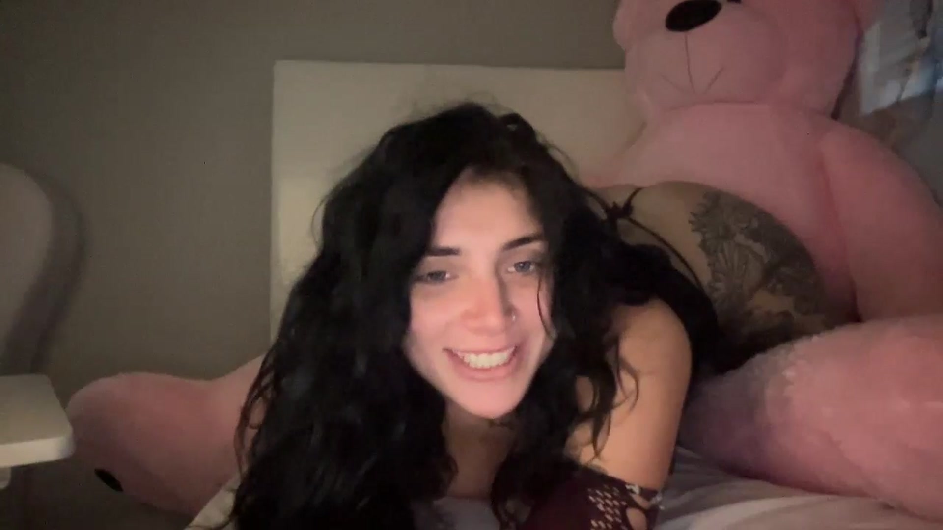 Gallery image thumbnail from JazmineJadexo's myfreecams stream on, 07/21/2024, 18:16 image 4 of 20