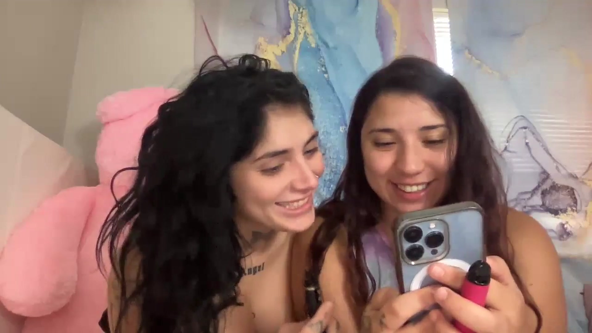 Gallery image thumbnail from JazmineJadexo's myfreecams stream on, 07/22/2024, 16:09 image 5 of 20