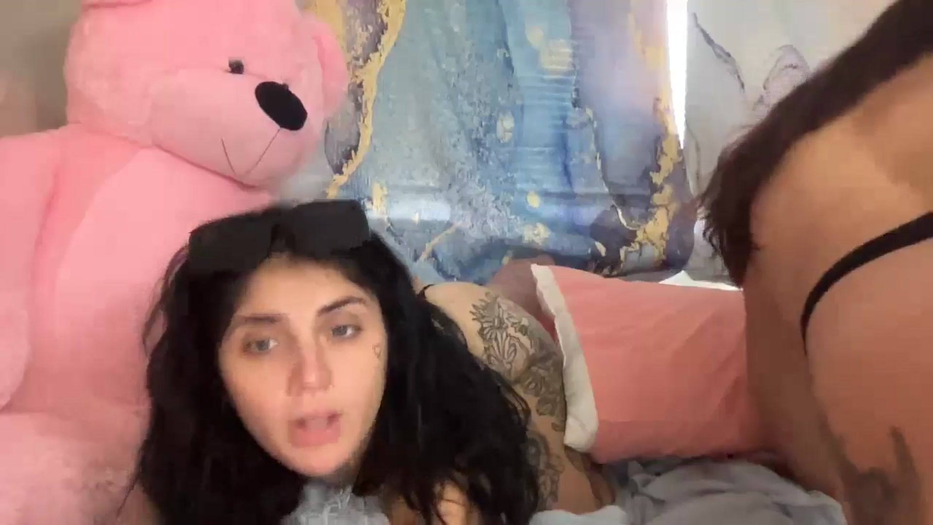 Gallery image thumbnail from JazmineJadexo's myfreecams stream on, 07/22/2024, 16:09 image 19 of 20
