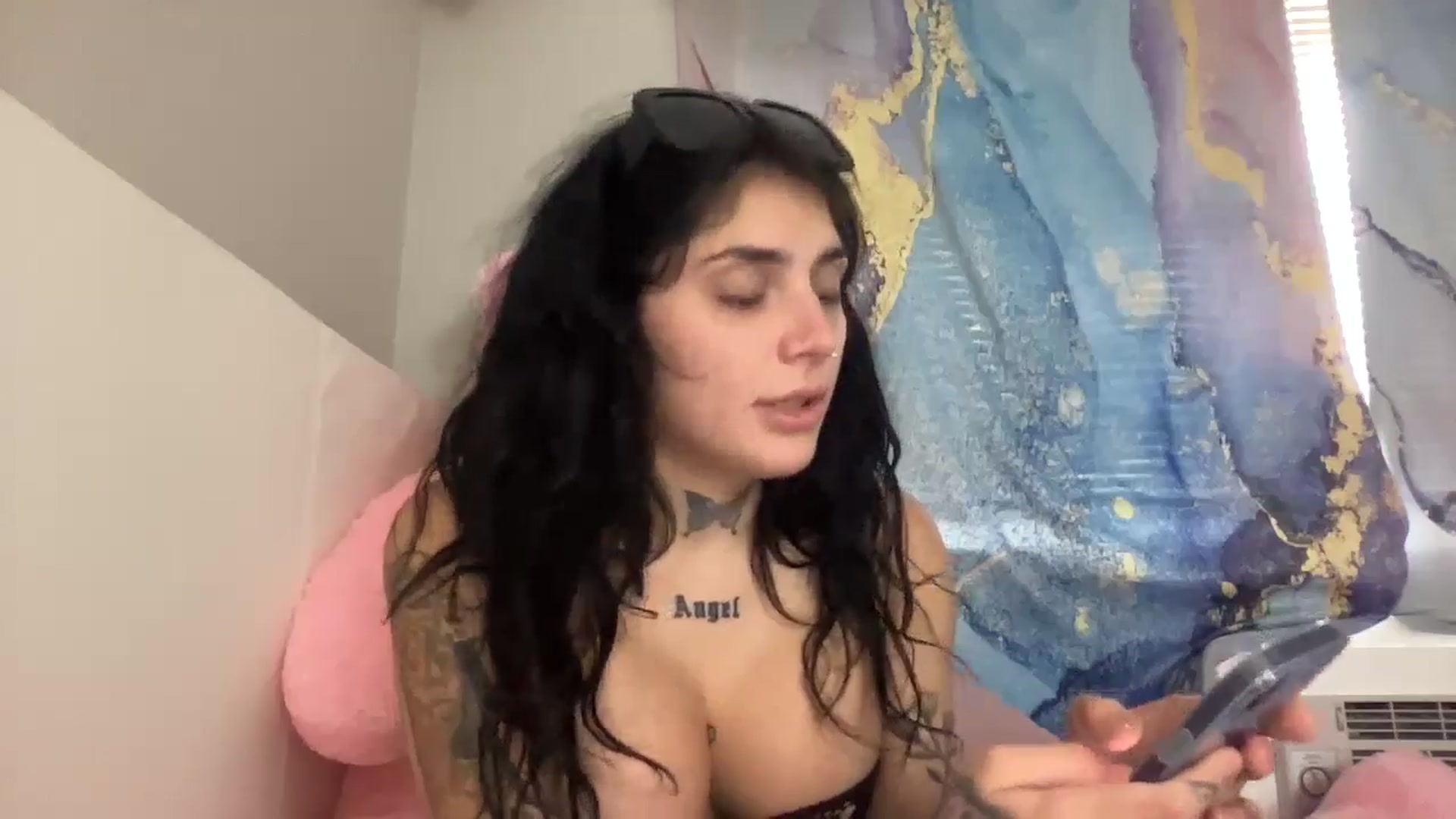 Gallery image thumbnail from JazmineJadexo's myfreecams stream on, 07/22/2024, 16:09 image 13 of 20
