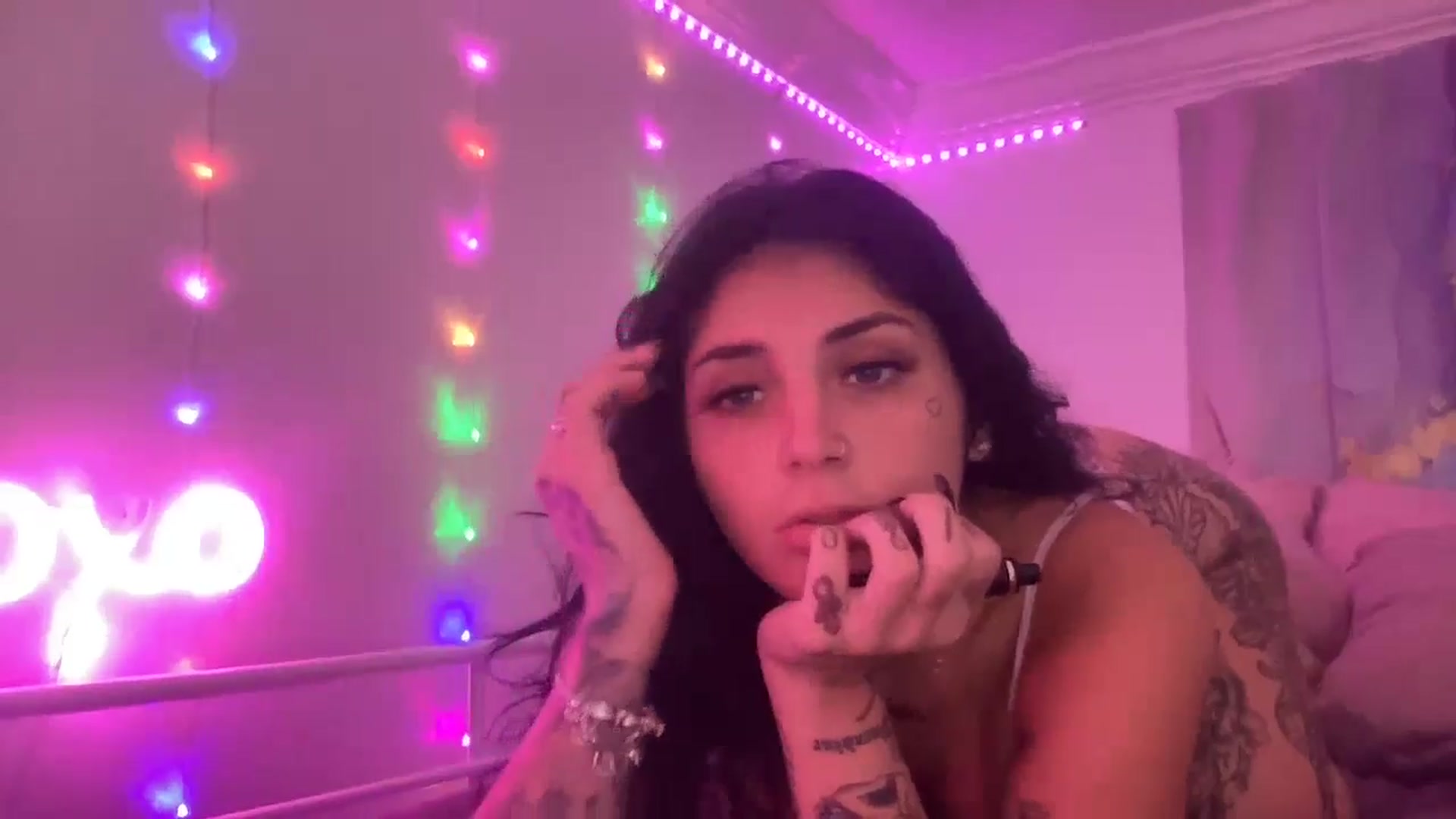 Gallery image thumbnail from JazmineJadexo's myfreecams stream on, 09/01/2024, 14:17 image 9 of 20