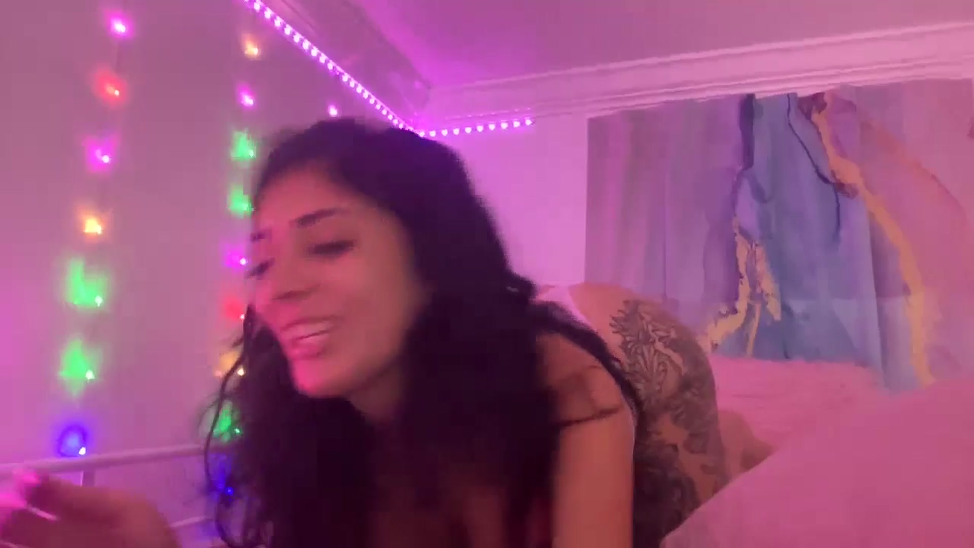 Gallery image thumbnail from JazmineJadexo's myfreecams stream on, 09/01/2024, 15:11 image 20 of 20