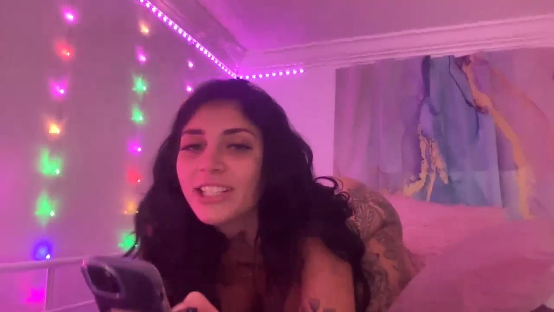 Gallery image thumbnail from JazmineJadexo's myfreecams stream on, 09/01/2024, 15:11 image 6 of 20