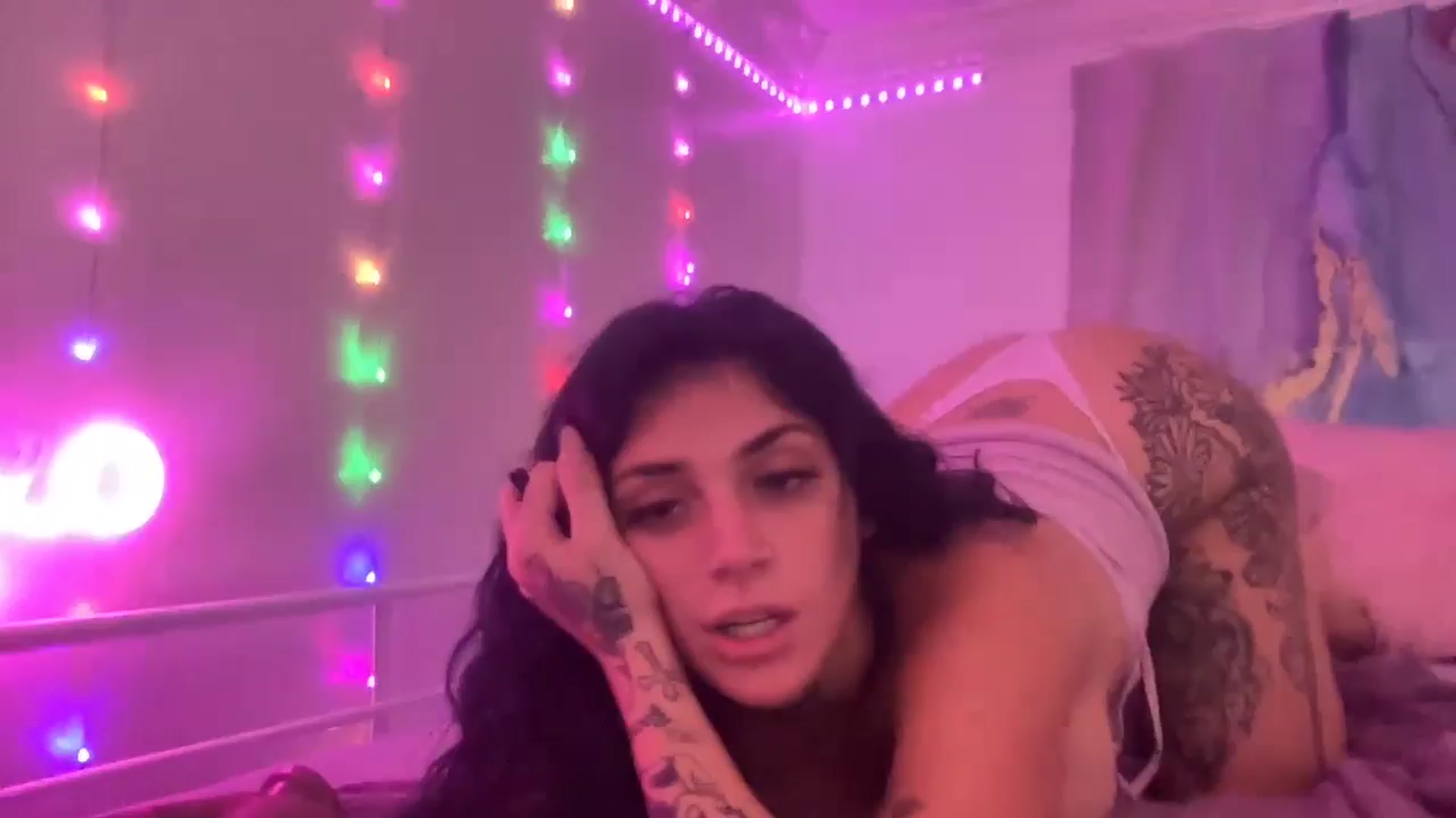 Gallery image thumbnail from JazmineJadexo's myfreecams stream on, 09/01/2024, 16:26 image 10 of 20