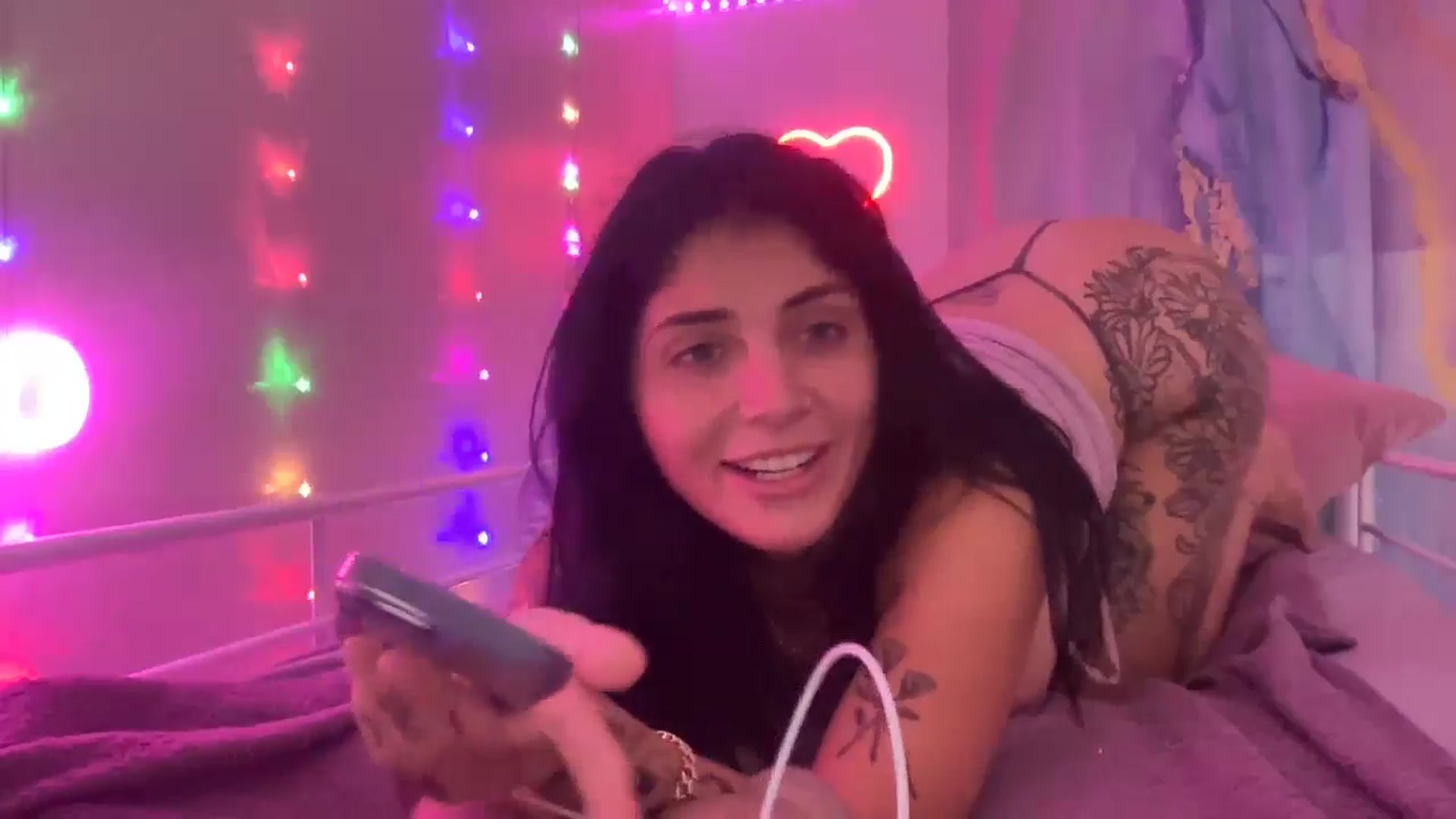 Gallery image thumbnail from JazmineJadexo's myfreecams stream on, 09/02/2024, 16:07 image 12 of 20