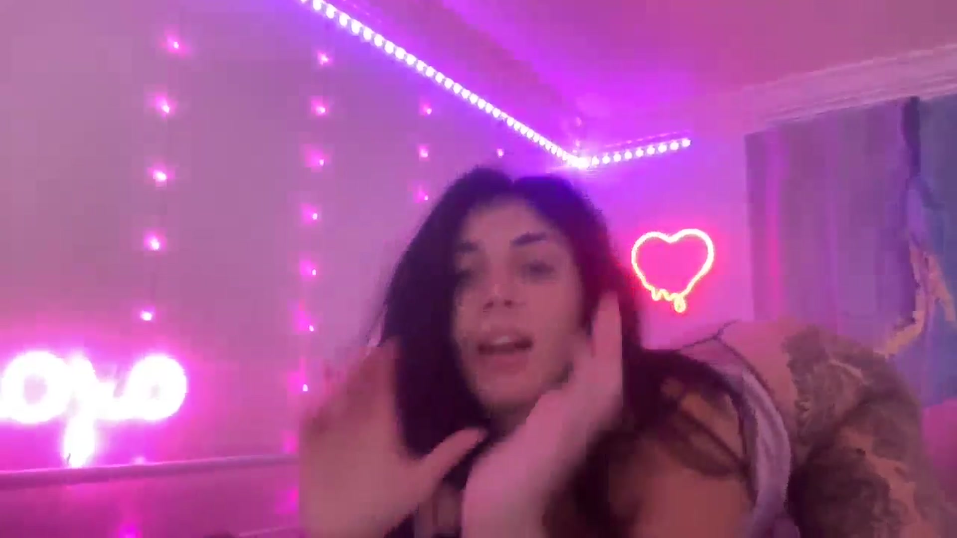 Gallery image thumbnail from JazmineJadexo's myfreecams stream on, 09/03/2024, 15:11 image 16 of 20