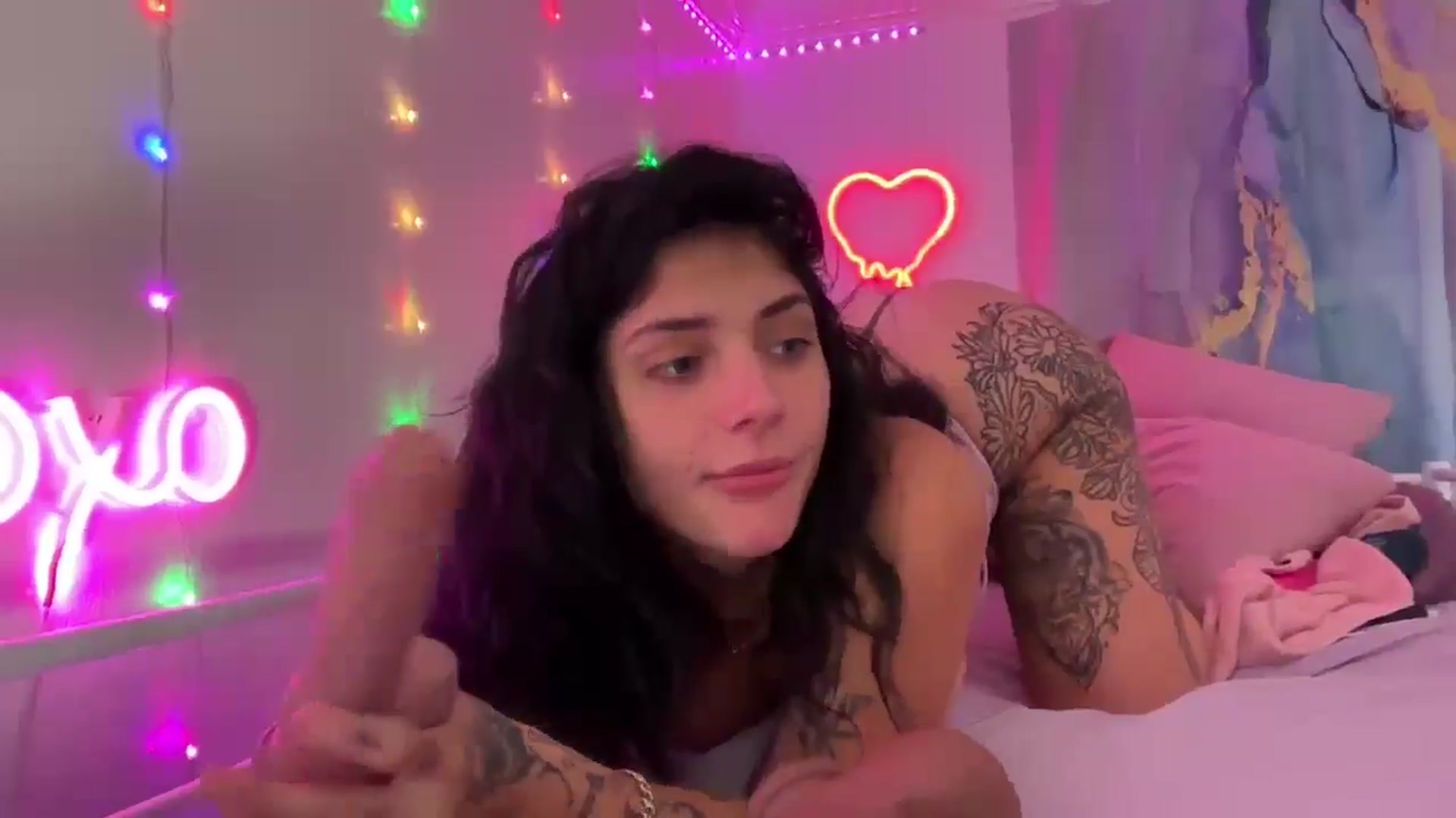 Gallery image thumbnail from JazmineJadexo's myfreecams stream on, 09/05/2024, 14:14 image 7 of 20