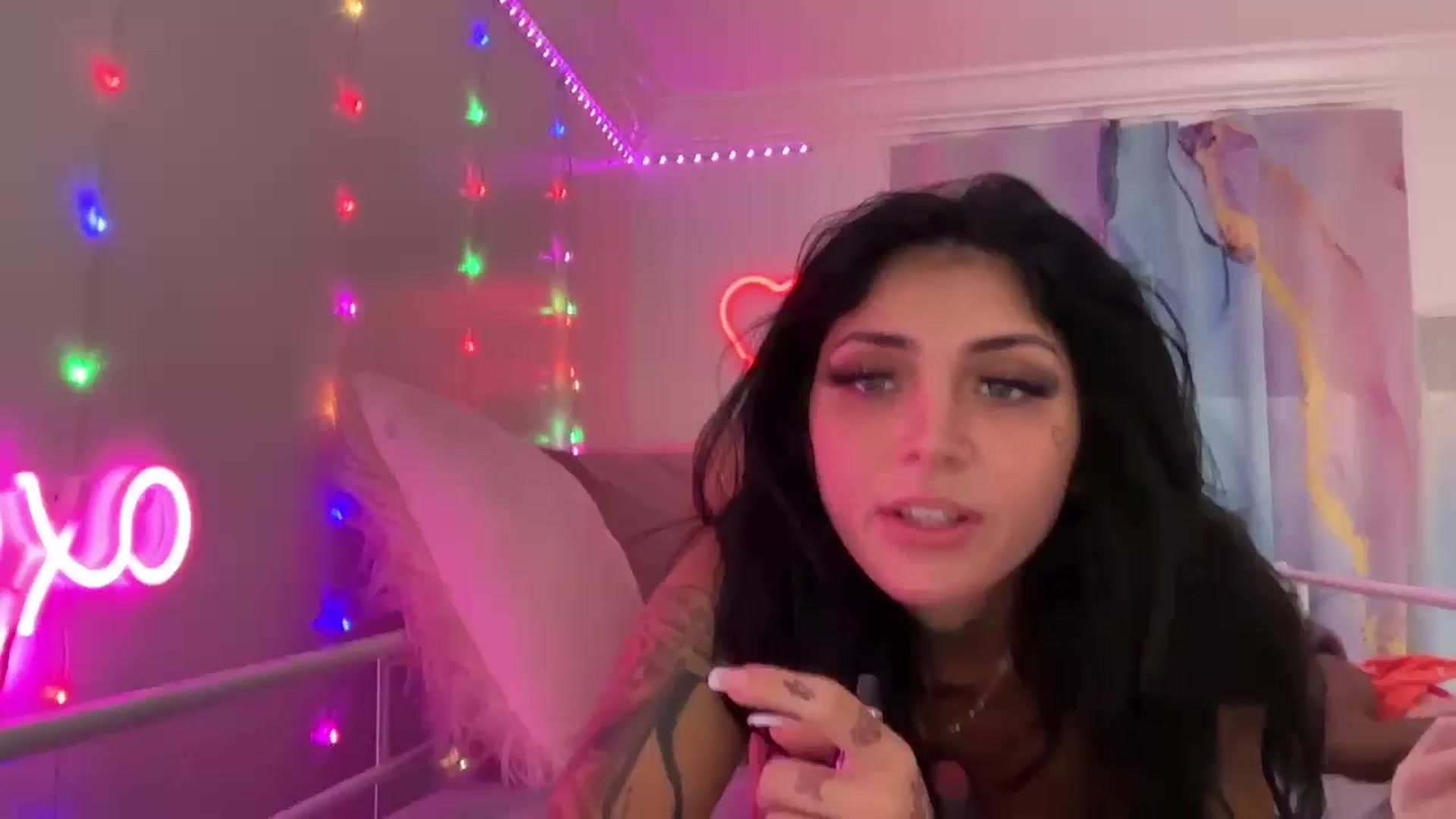 Gallery image thumbnail from JazmineJadexo's myfreecams stream on, 09/08/2024, 16:13 image 8 of 20