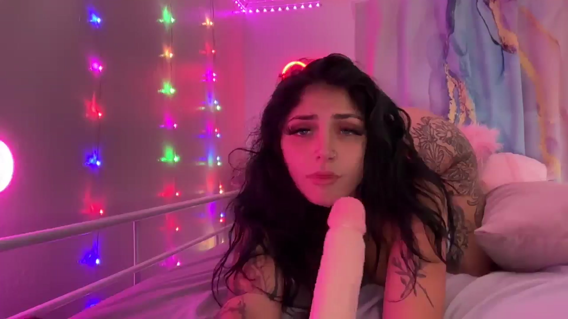 Gallery image thumbnail from JazmineJadexo's myfreecams stream on, 09/11/2024, 14:47 image 9 of 20