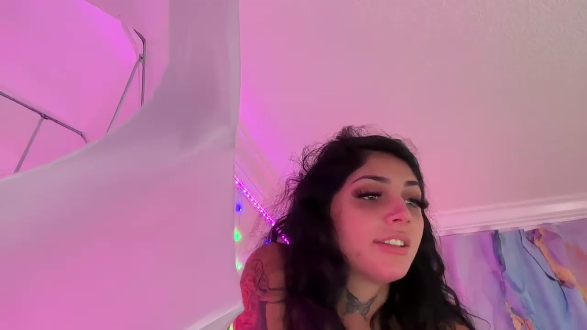 Gallery image thumbnail from JazmineJadexo's myfreecams stream on, 09/11/2024, 14:47 image 16 of 20