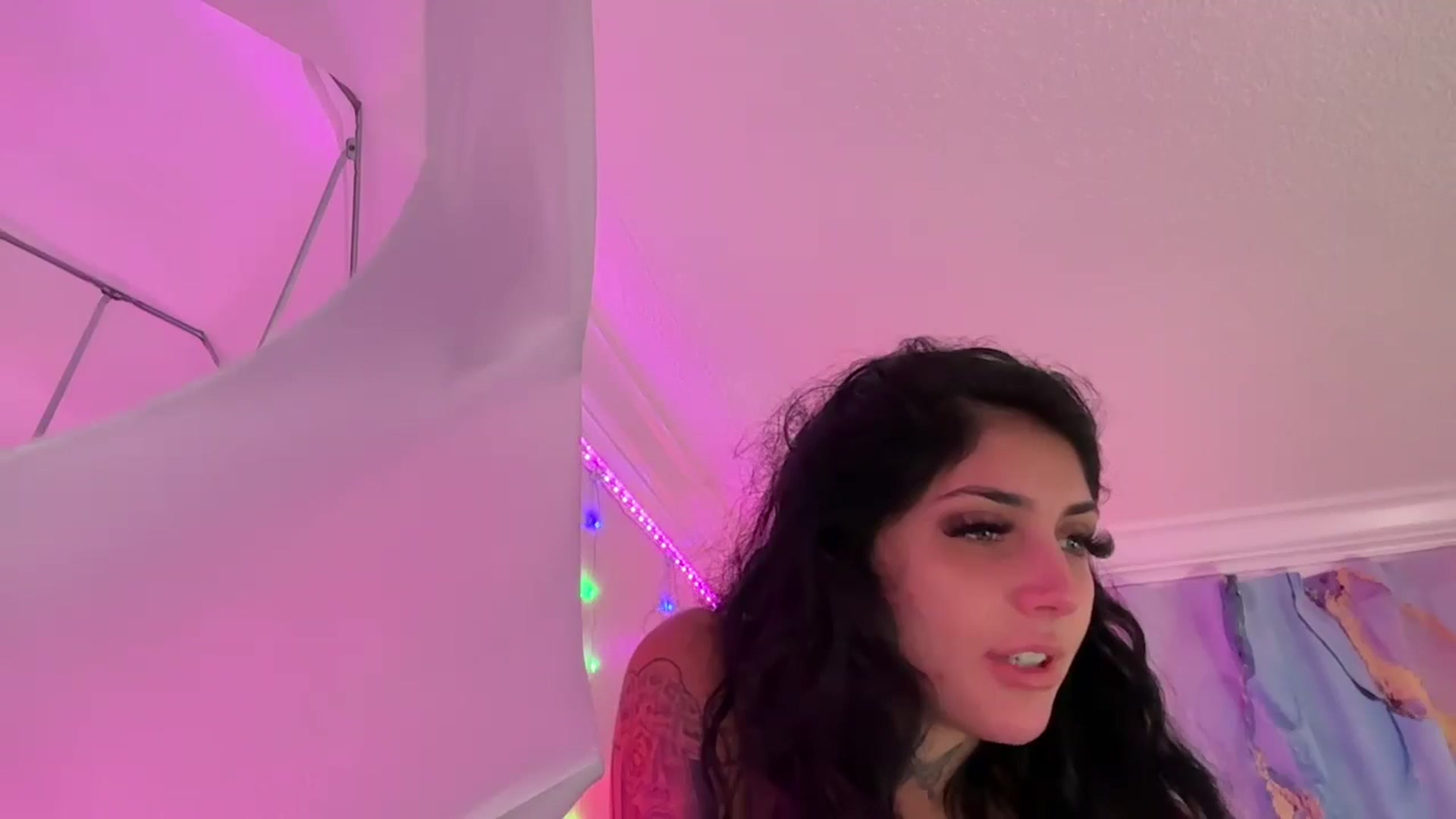 Gallery image thumbnail from JazmineJadexo's myfreecams stream on, 09/11/2024, 14:47 image 17 of 20