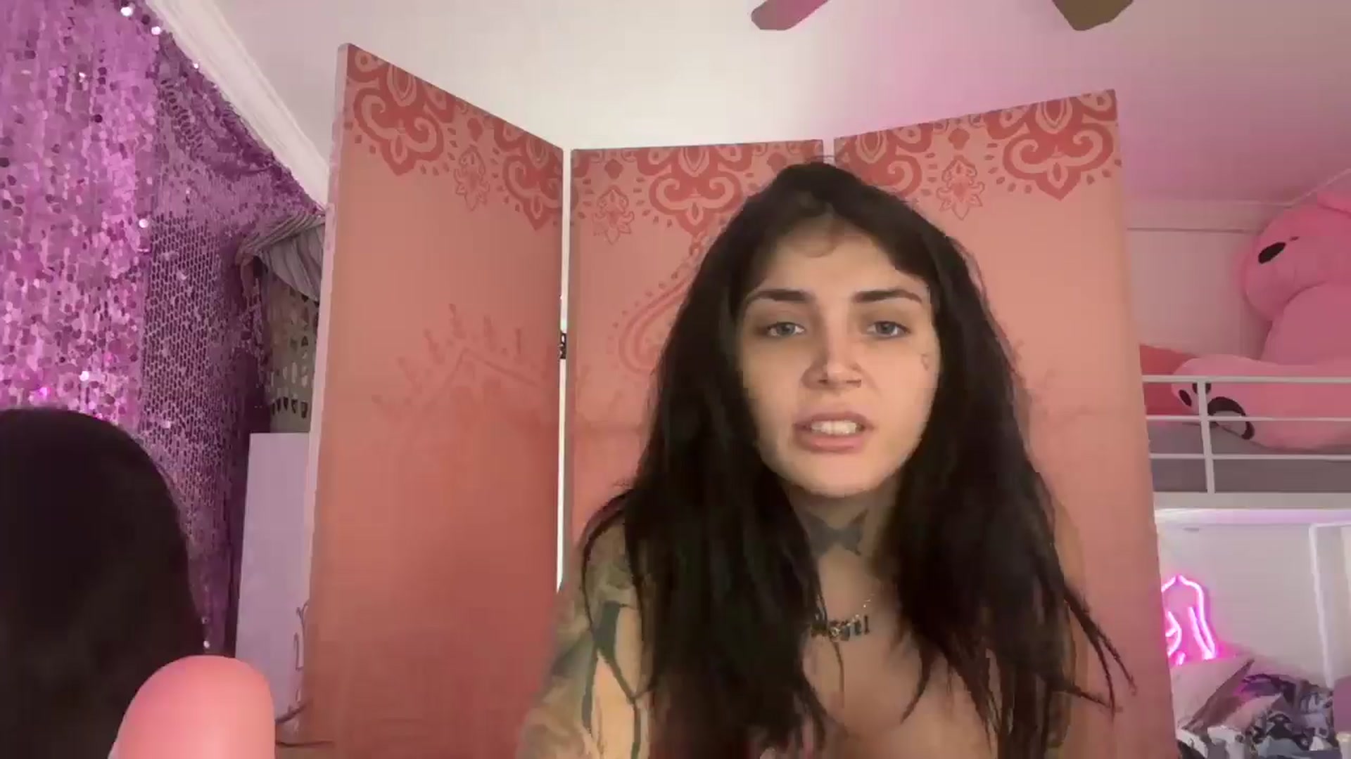 Gallery image thumbnail from JazmineJadexo's myfreecams stream on, 11/26/2024, 18:35 image 15 of 20