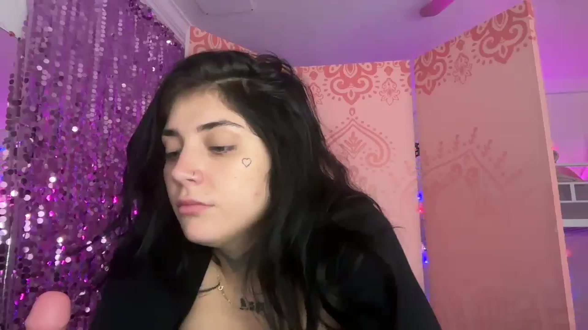 Gallery image thumbnail from JazmineJadexo's myfreecams stream on, 11/28/2024, 15:48 image 15 of 20