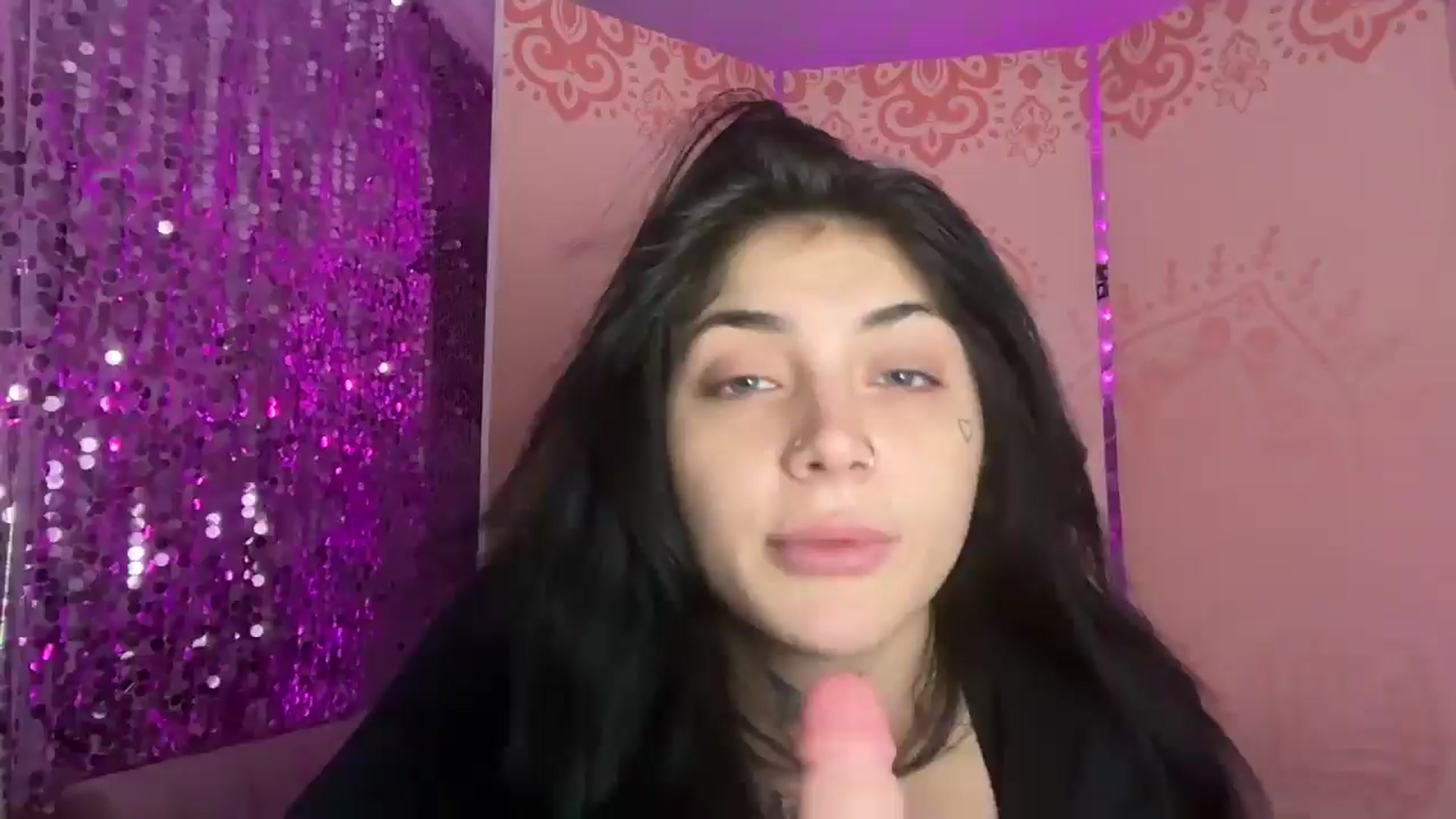 Gallery image thumbnail from JazmineJadexo's myfreecams stream on, 11/29/2024, 16:44 image 15 of 20