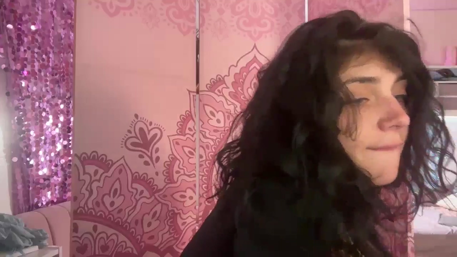 Gallery image thumbnail from JazmineJadexo's myfreecams stream on, 12/08/2024, 15:32 image 15 of 20