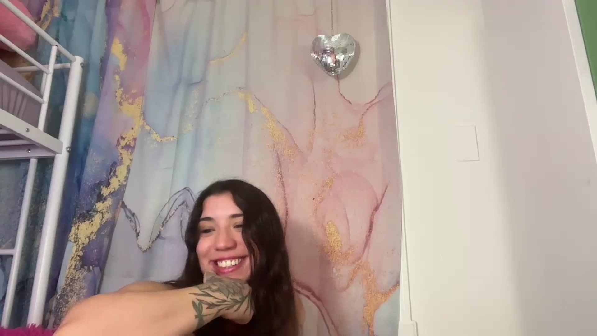Gallery image thumbnail from JazmineJadexo's myfreecams stream on, 12/15/2024, 16:09 image 8 of 20
