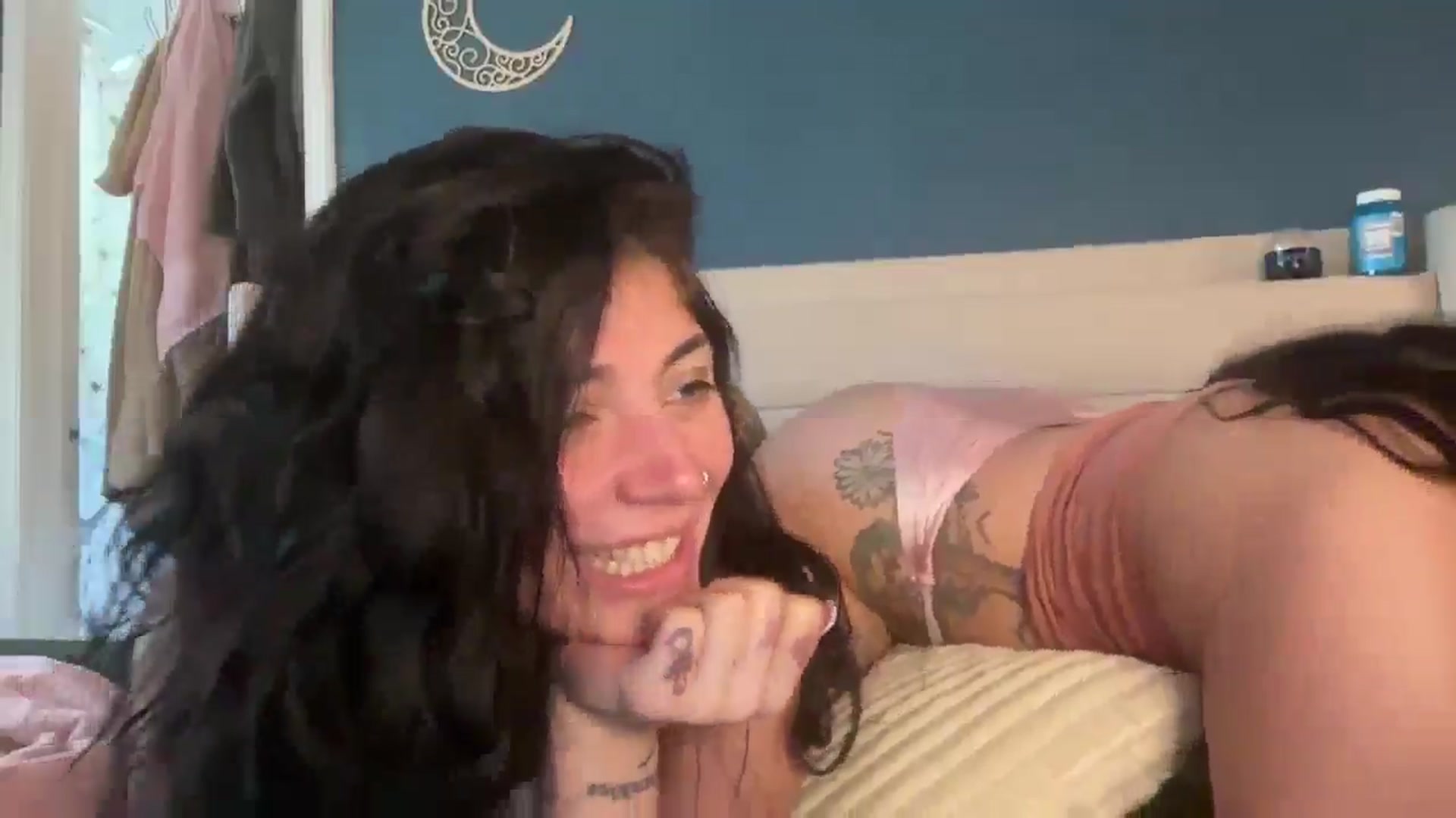 Gallery image thumbnail from JazmineJadexo's myfreecams stream on, 02/10/2025, 17:20 image 6 of 20
