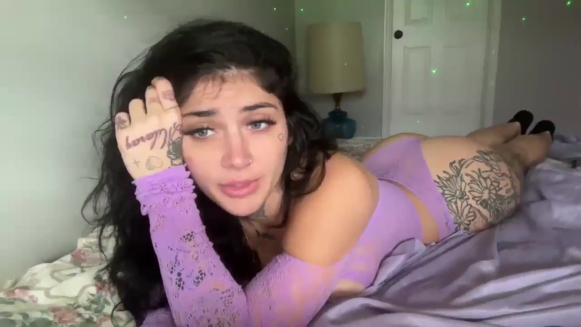 Gallery image thumbnail from JazmineJadexo's myfreecams stream on, 04/24/2025, 14:57 image 8 of 20