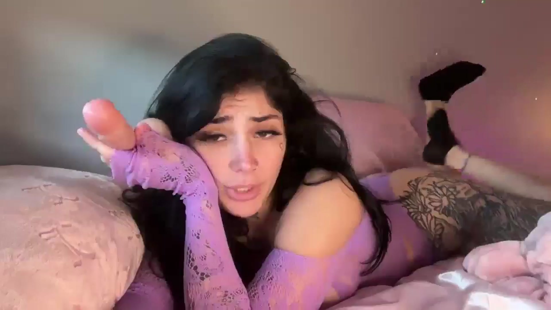 Gallery image thumbnail from JazmineJadexo's myfreecams stream on, 04/30/2025, 16:55 image 12 of 20