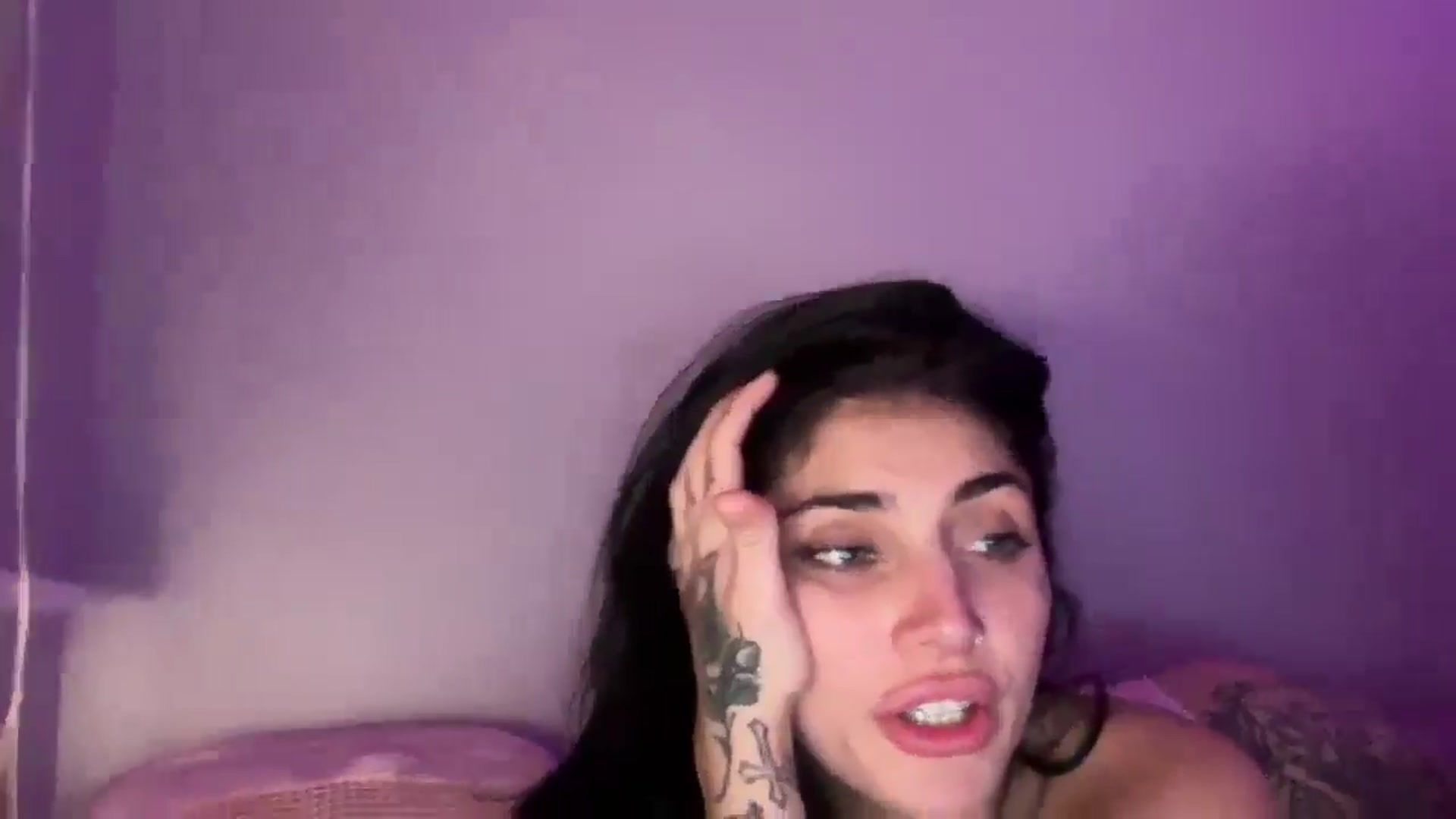 Gallery image thumbnail from JazmineJadexo's myfreecams stream on, 05/06/2025, 06:34 image 5 of 20