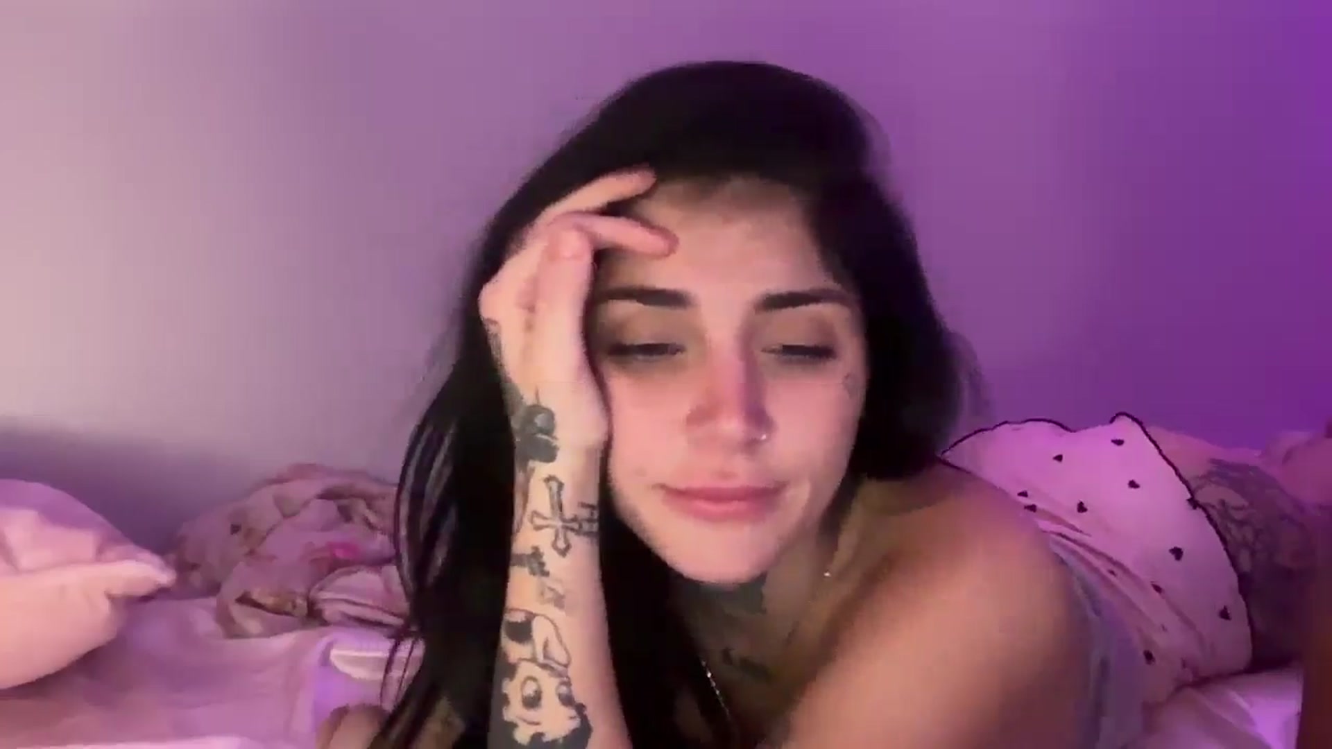Gallery image thumbnail from JazmineJadexo's myfreecams stream on, 05/06/2025, 07:11 image 17 of 20