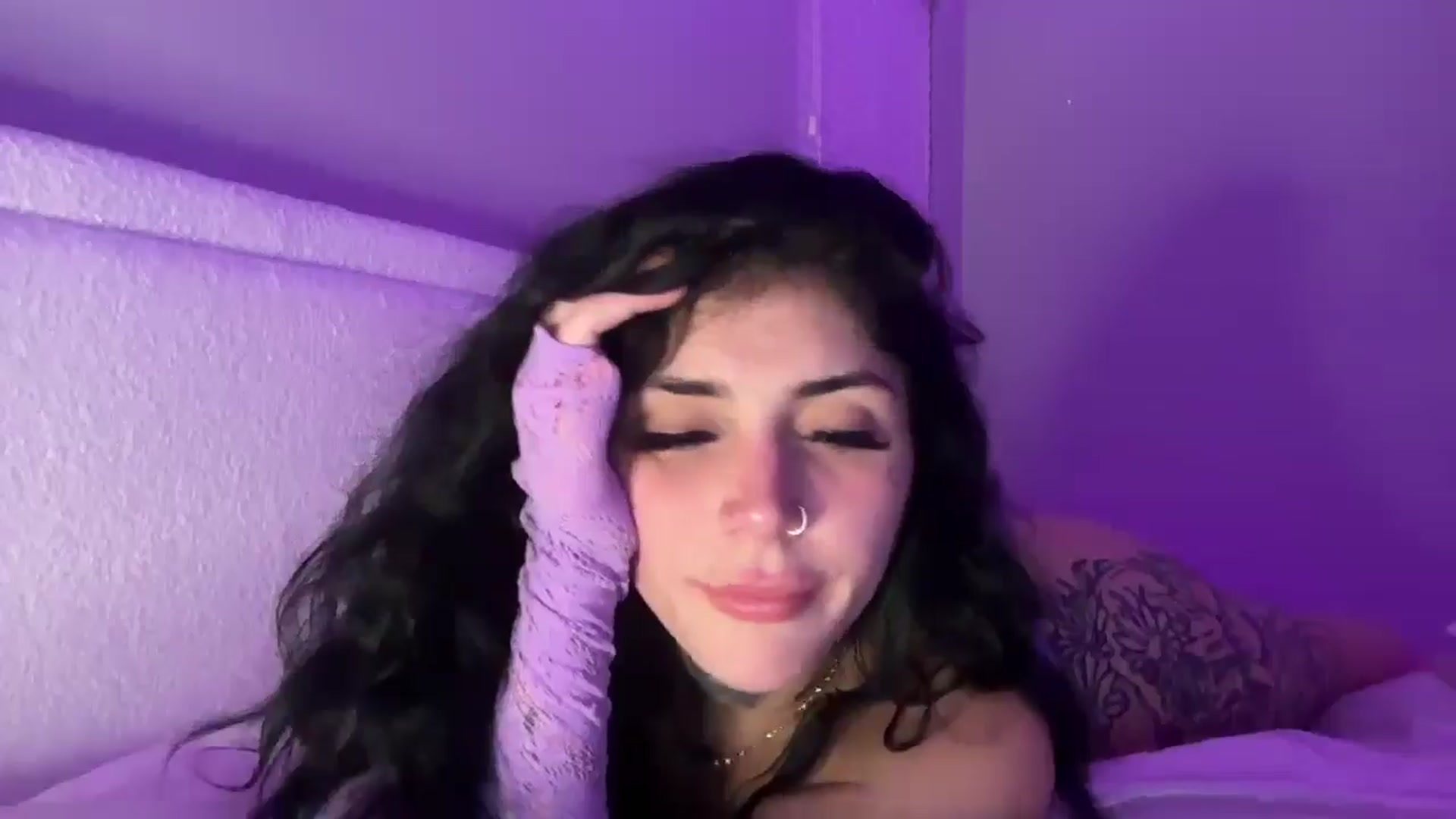 Gallery image thumbnail from JazmineJadexo's myfreecams stream on, 05/11/2025, 05:29 image 19 of 20