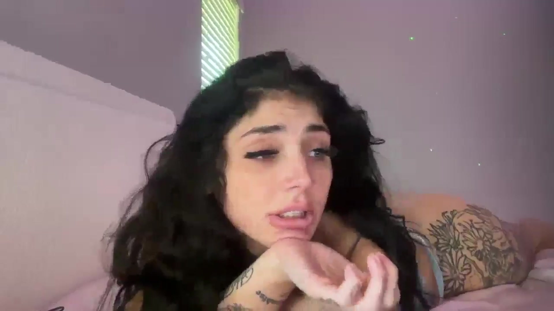 Gallery image thumbnail from JazmineJadexo's myfreecams stream on, 05/12/2025, 16:43 image 20 of 20