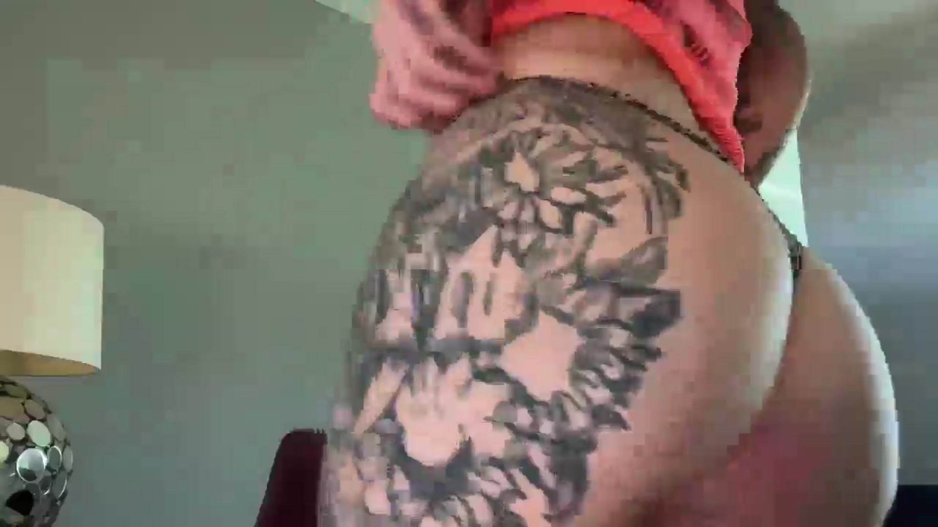 Gallery image thumbnail from JazmineJadexo's myfreecams stream on, 05/16/2025, 17:15 image 15 of 20