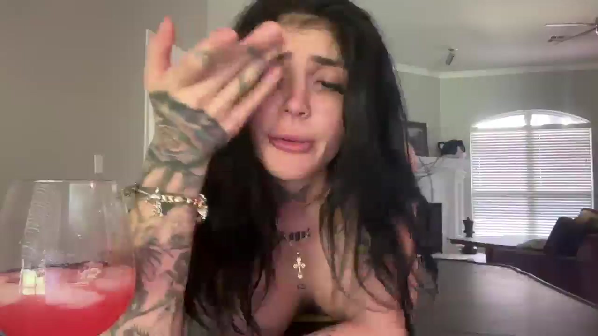 Gallery image thumbnail from JazmineJadexo's myfreecams stream on, 05/19/2025, 17:33 image 17 of 20
