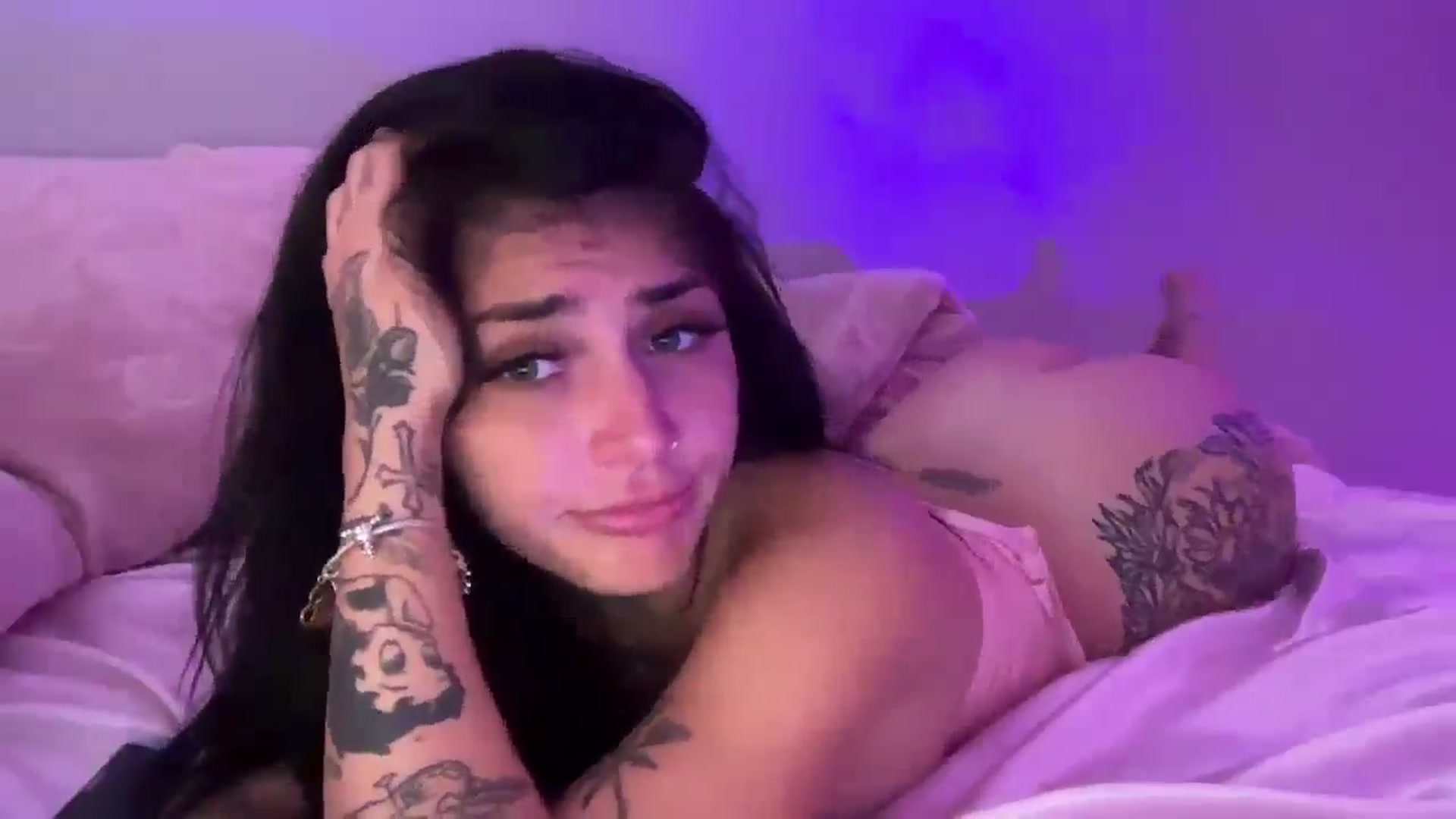 Gallery image thumbnail from JazmineJadexo's myfreecams stream on, 06/18/2025, 17:53 image 20 of 20