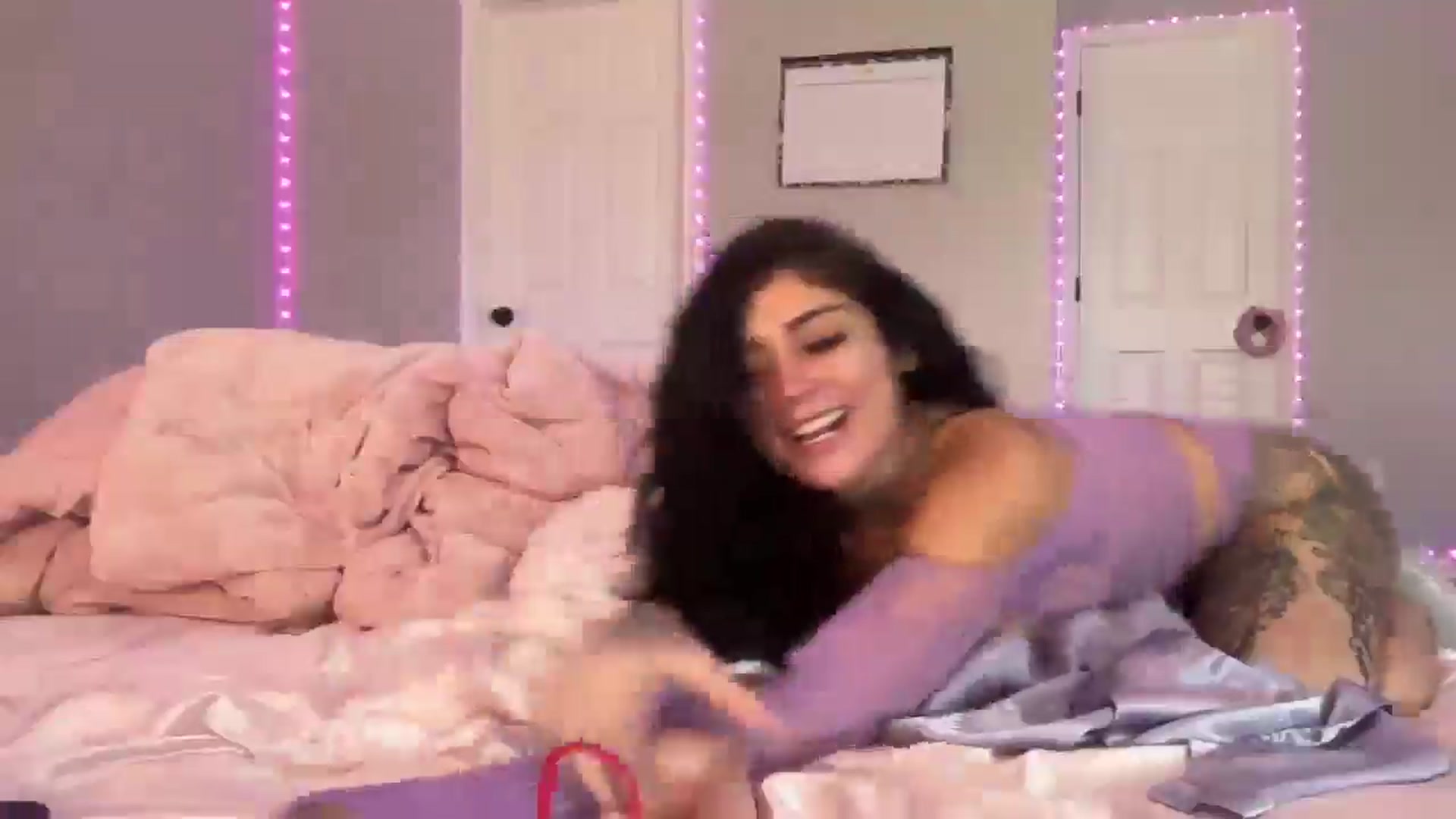Gallery image thumbnail from JazmineJadexo's myfreecams stream on, 06/23/2025, 17:47 image 5 of 20