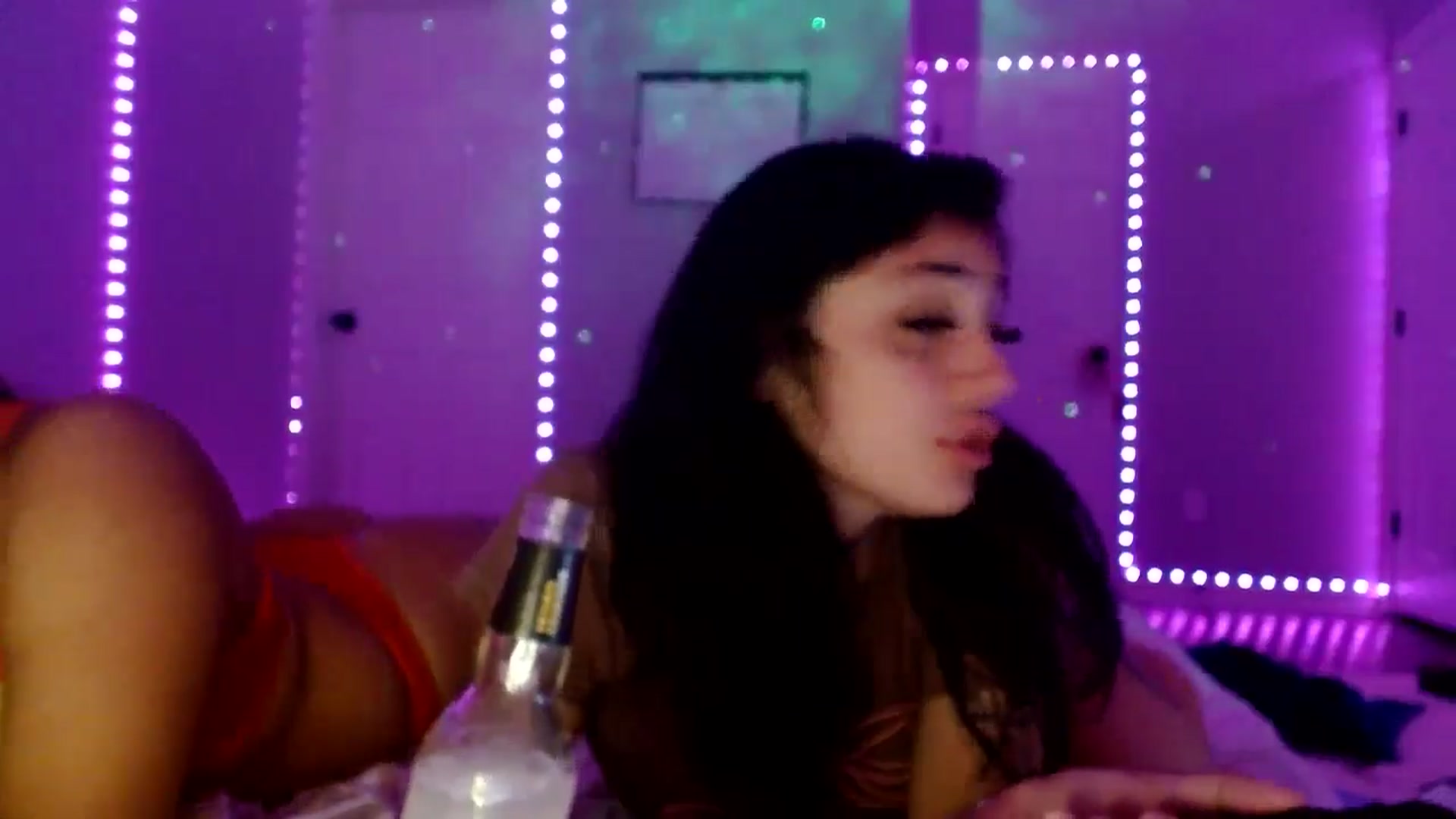 Gallery image thumbnail from JazmineJadexo's myfreecams stream on, 06/29/2025, 08:06 image 8 of 20