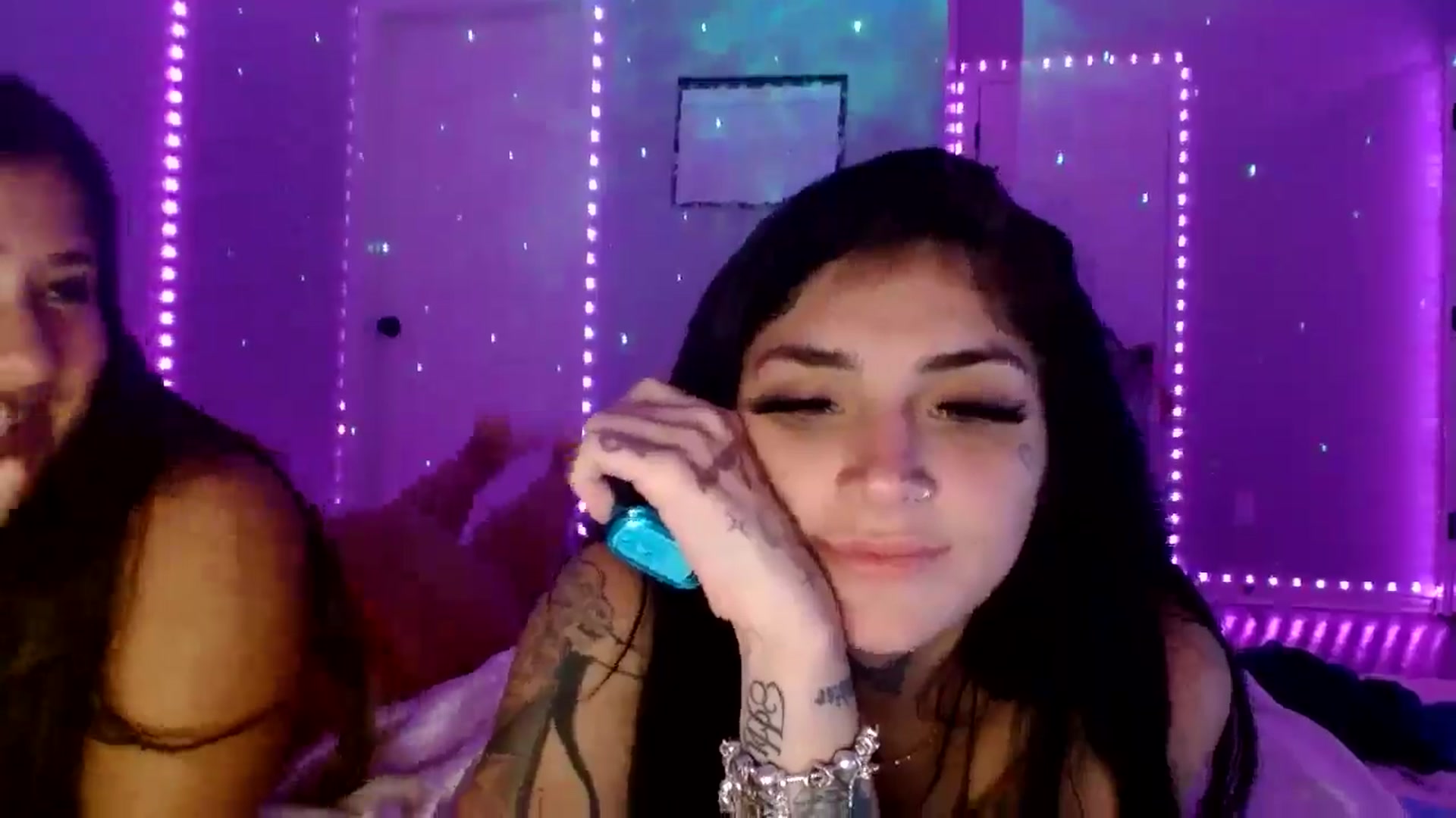 Gallery image thumbnail from JazmineJadexo's myfreecams stream on, 06/29/2025, 08:06 image 16 of 20