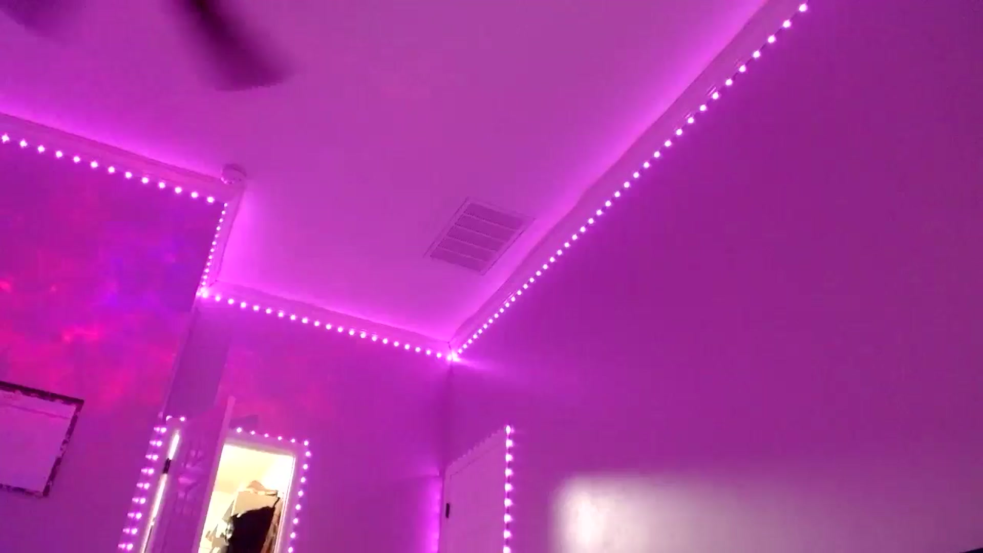 Gallery image thumbnail from JazmineJadexo's myfreecams stream on, 06/29/2025, 08:06 image 19 of 20