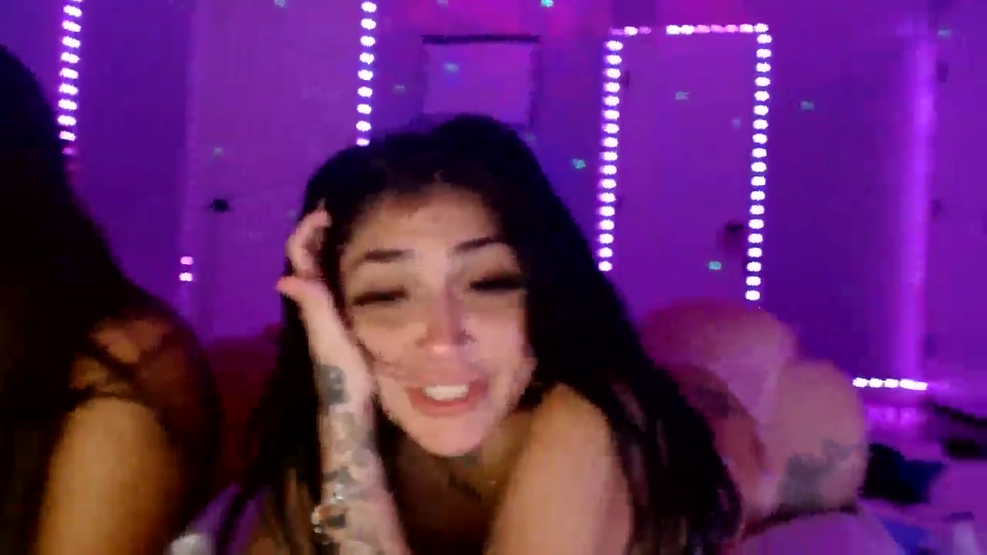 Gallery image thumbnail from JazmineJadexo's myfreecams stream on, 06/29/2025, 08:06 image 13 of 20