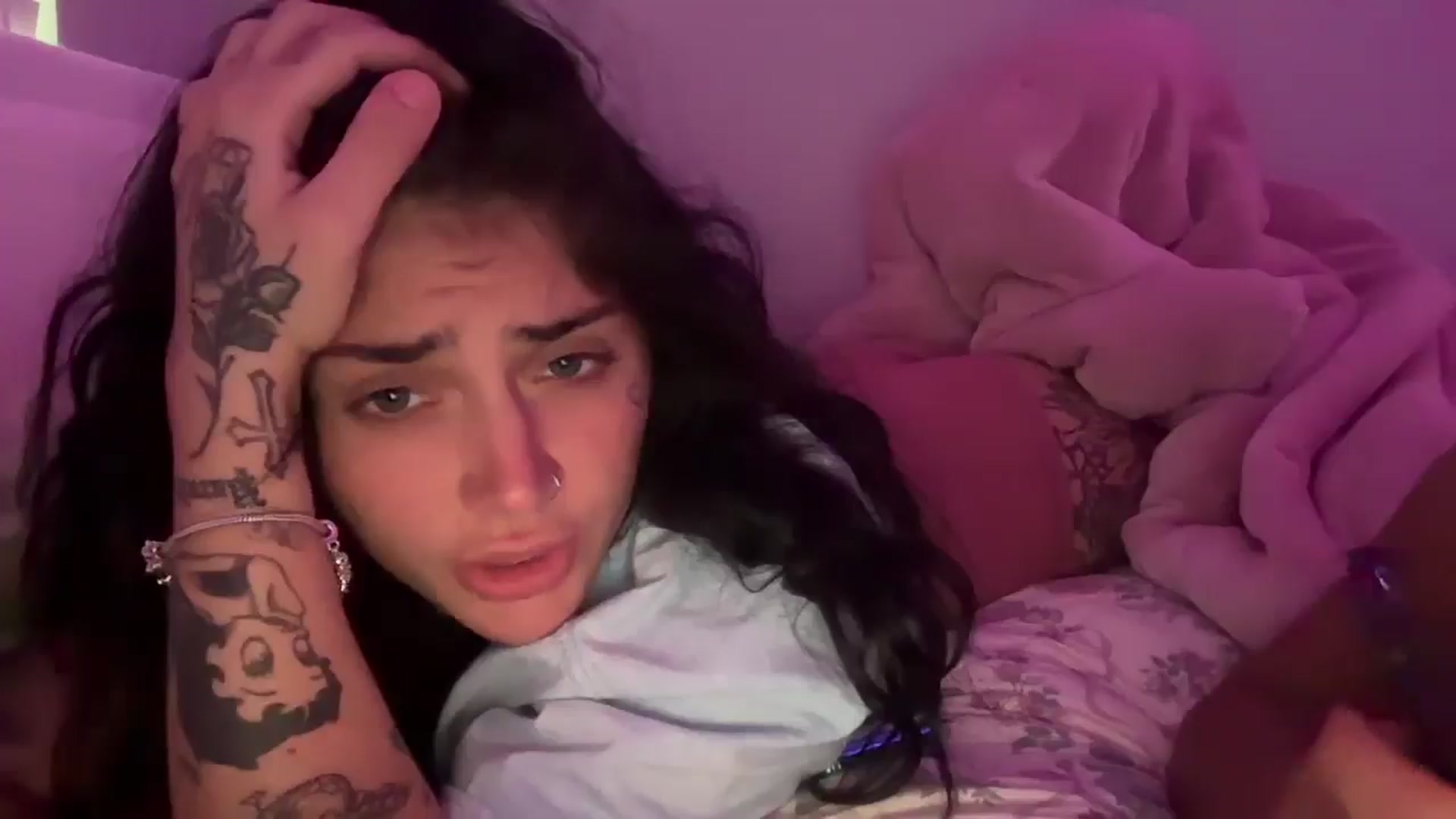 Gallery image thumbnail from JazmineJadexo's myfreecams stream on, 07/03/2025, 19:27 image 6 of 20