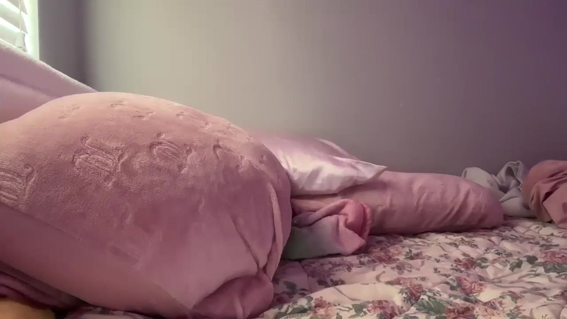 Gallery image thumbnail from JazmineJadexo's myfreecams stream on, 07/08/2025, 16:34 image 5 of 20