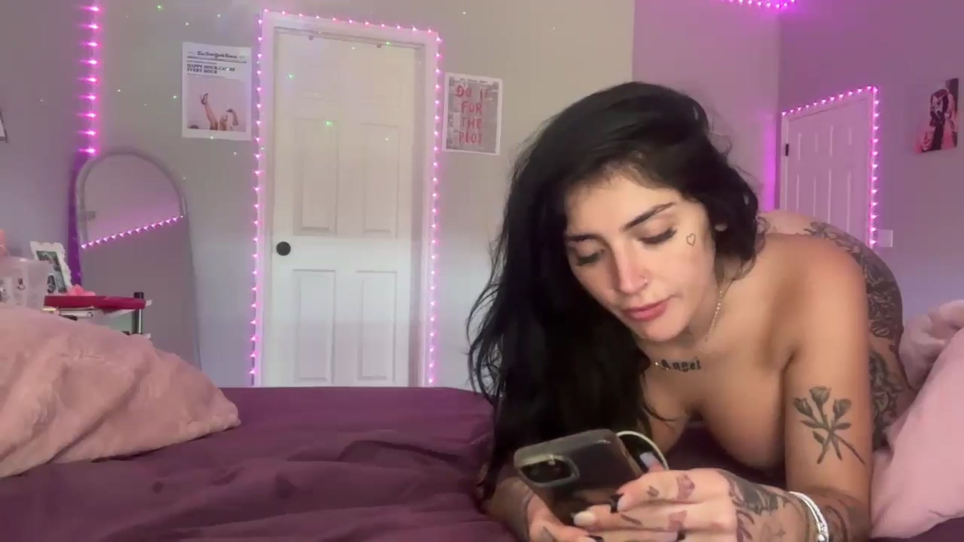 Gallery image thumbnail from JazmineJadexo's myfreecams stream on, 07/24/2025, 16:02 image 3 of 20