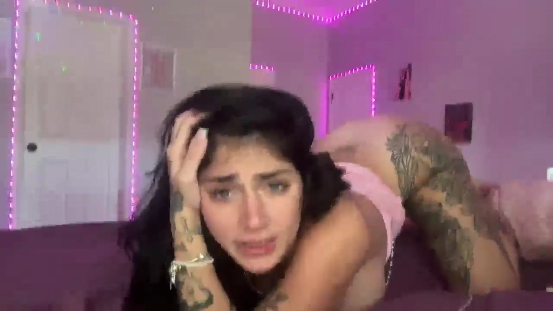 Gallery image thumbnail from JazmineJadexo's myfreecams stream on, 07/24/2025, 18:07 image 15 of 20