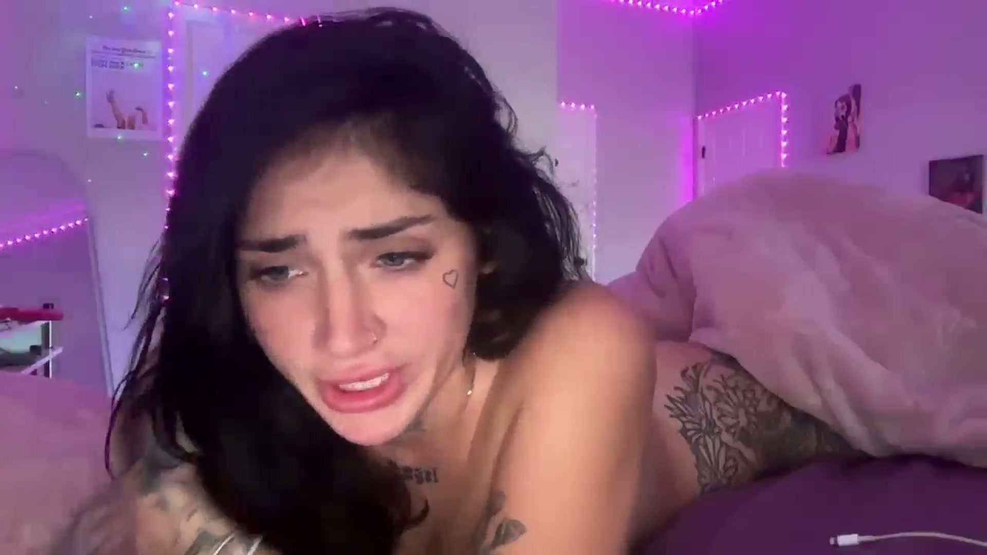 Gallery image thumbnail from JazmineJadexo's myfreecams stream on, 07/24/2025, 19:25 image 11 of 20