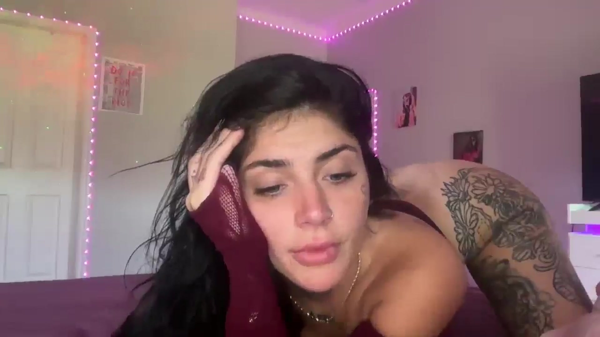 Gallery image thumbnail from JazmineJadexo's myfreecams stream on, 07/29/2025, 16:29 image 15 of 20