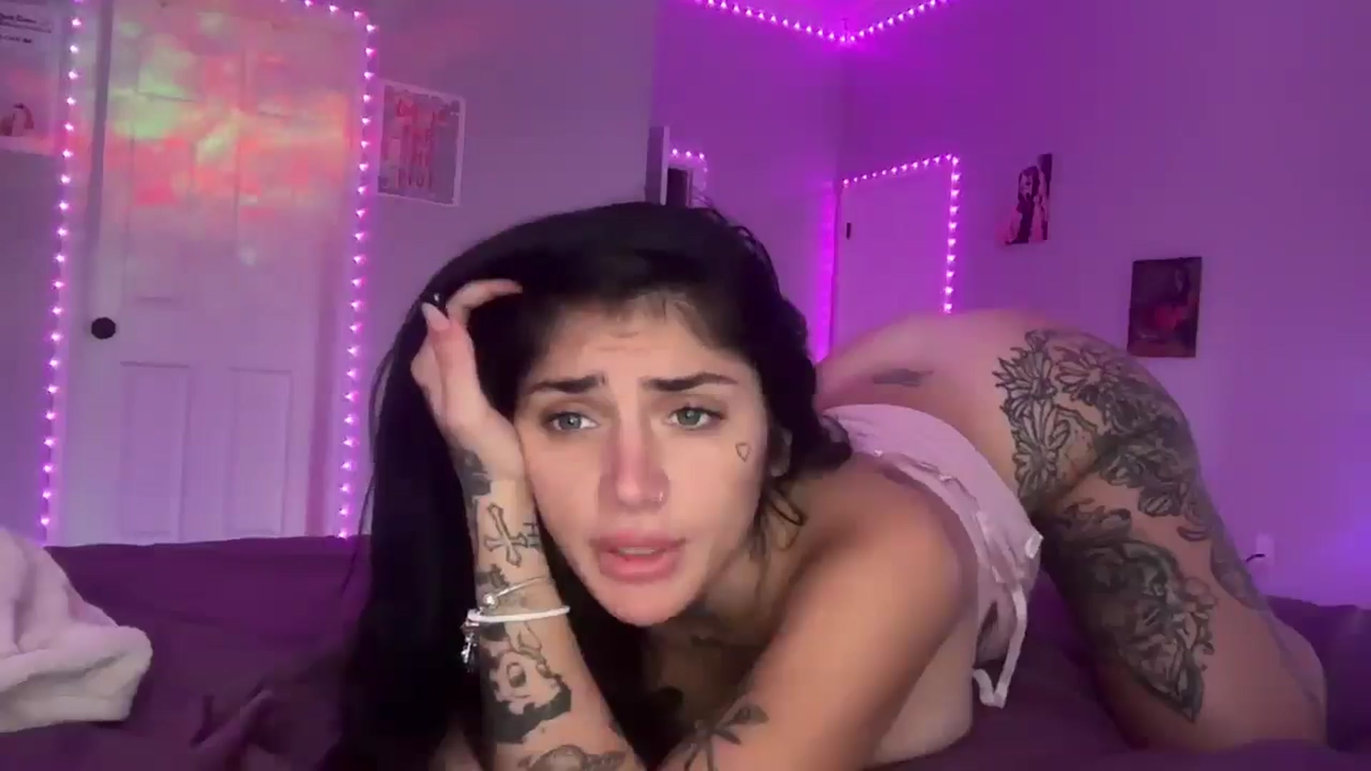 Gallery image thumbnail from JazmineJadexo's myfreecams stream on, 07/31/2025, 15:42 image 8 of 20