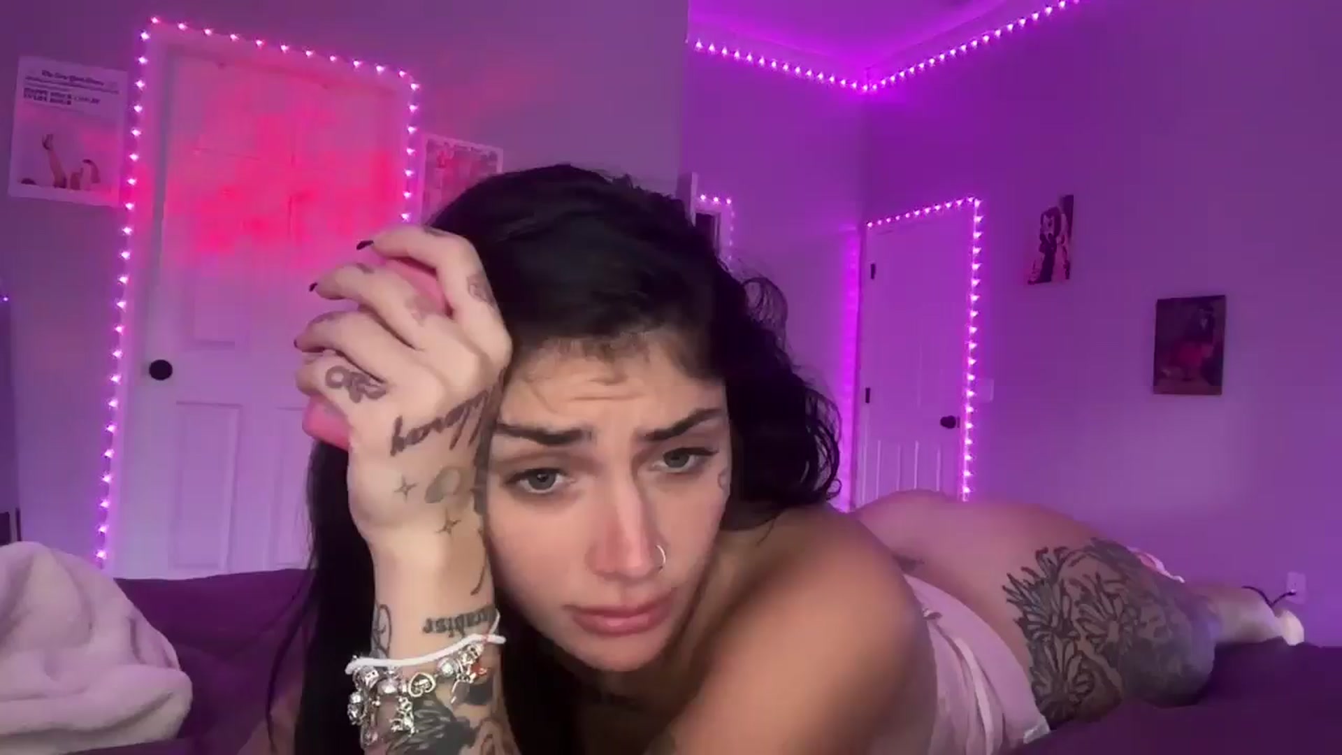 Gallery image thumbnail from JazmineJadexo's myfreecams stream on, 07/31/2025, 15:42 image 18 of 20