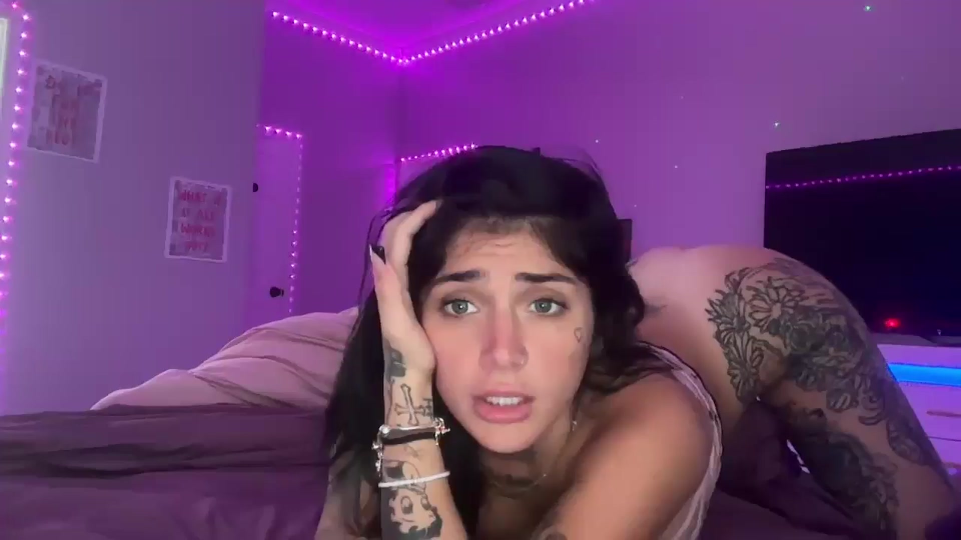 Gallery image thumbnail from JazmineJadexo's myfreecams stream on, 08/01/2025, 18:37 image 3 of 20