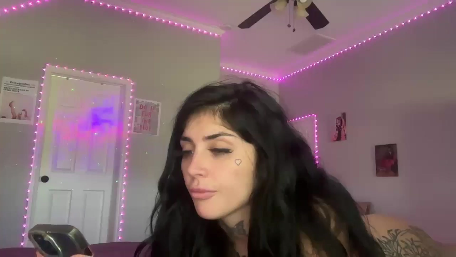 Gallery image thumbnail from JazmineJadexo's myfreecams stream on, 08/08/2025, 18:55 image 18 of 20