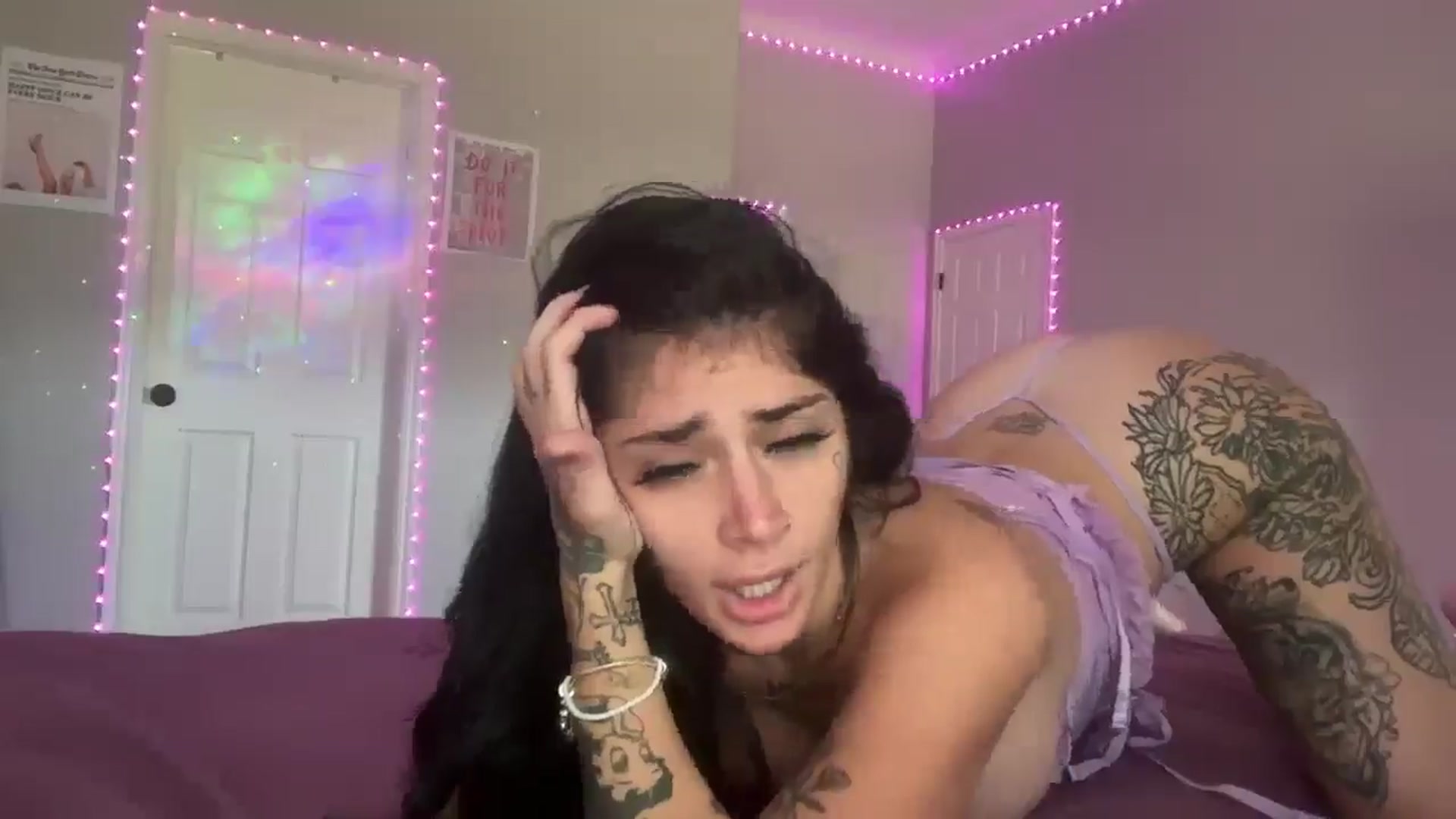 Gallery image thumbnail from JazmineJadexo's myfreecams stream on, 08/20/2025, 16:59 image 5 of 20