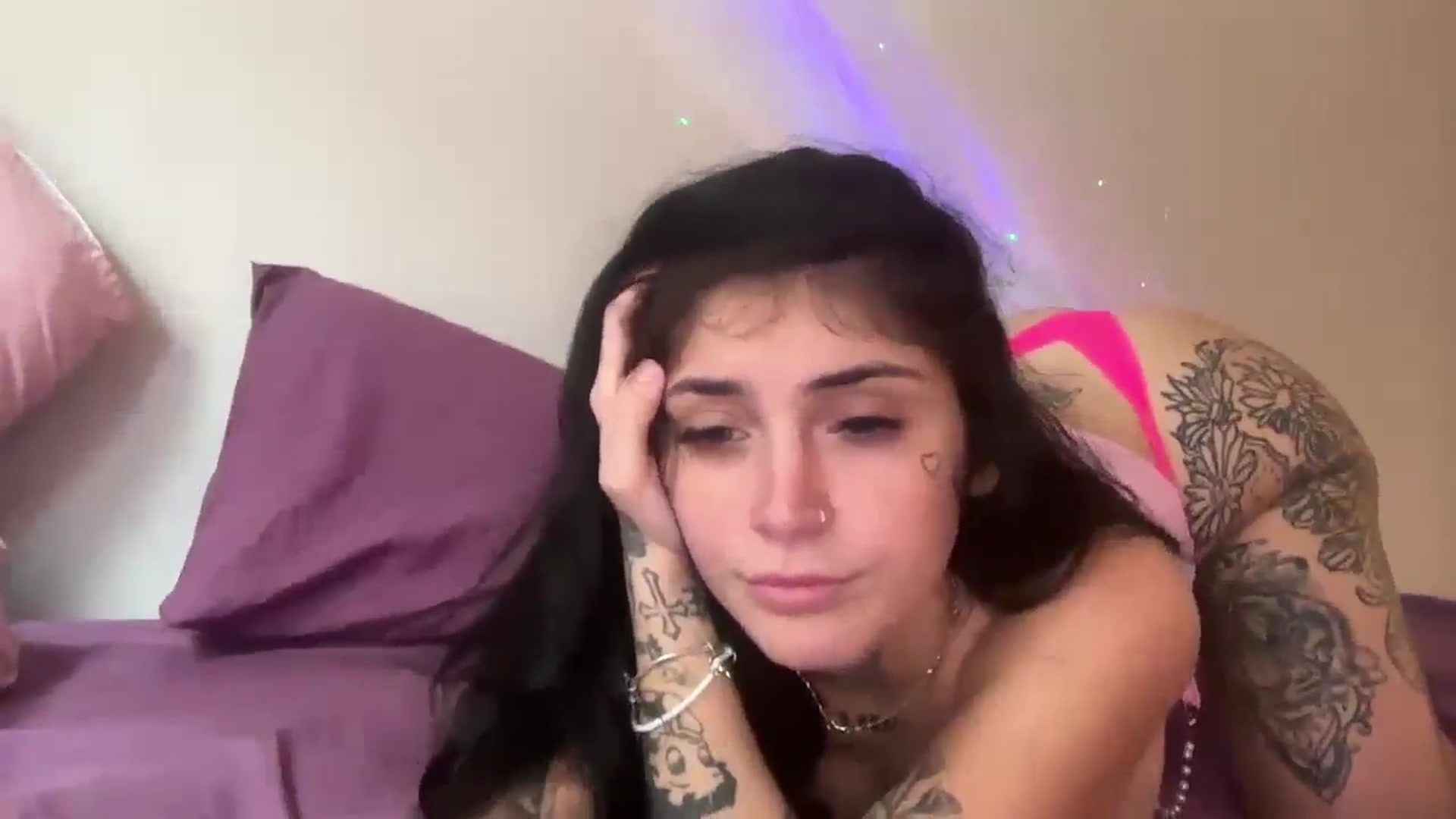 Gallery image thumbnail from JazmineJadexo's myfreecams stream on, 09/22/2025, 14:49 image 13 of 20