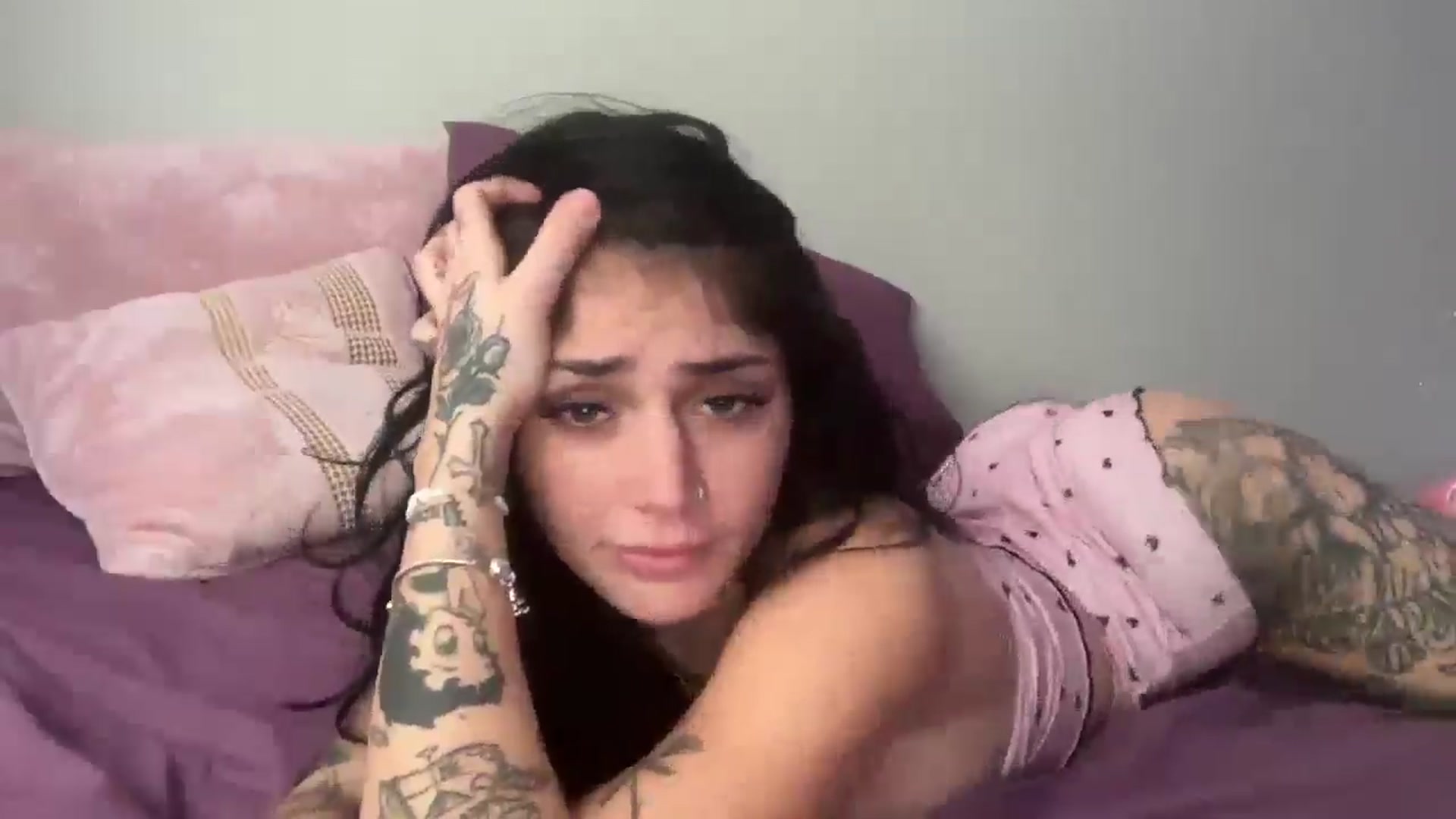 Gallery image thumbnail from JazmineJadexo's myfreecams stream on, 10/06/2025, 15:41 image 15 of 20