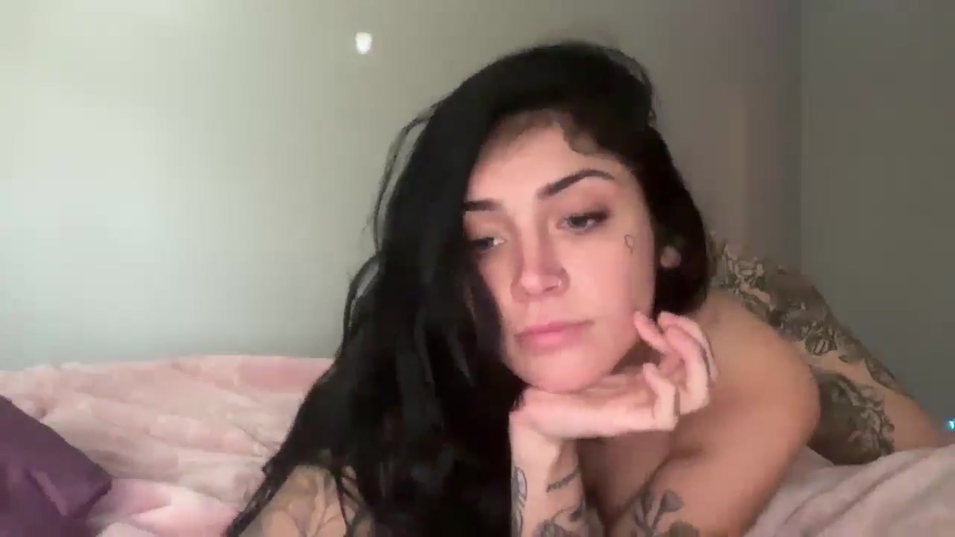 Gallery image thumbnail from JazmineJadexo's myfreecams stream on, 11/12/2025, 14:56 image 14 of 20
