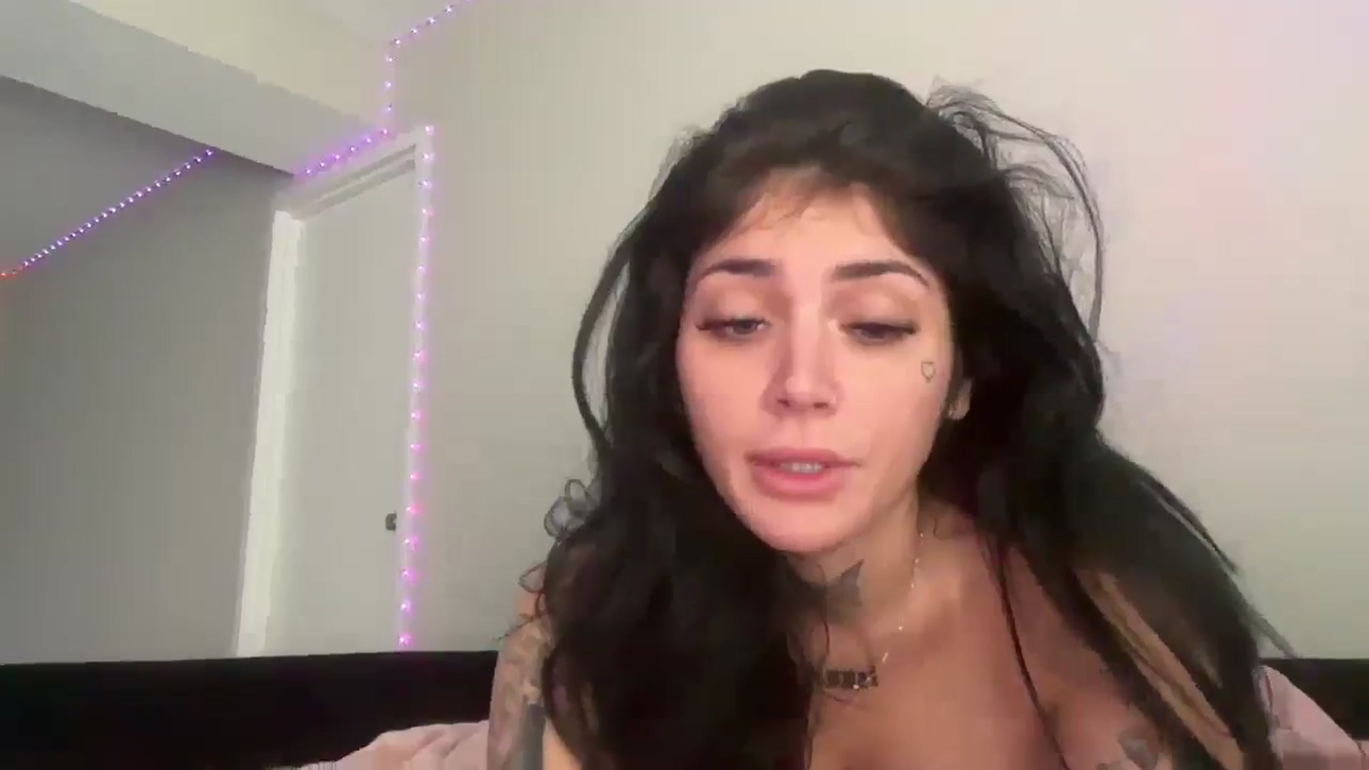 Gallery image thumbnail from JazmineJadexo's myfreecams stream on, 12/10/2025, 15:36 image 12 of 20